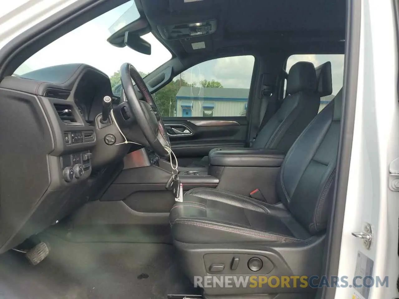 7 Photograph of a damaged car 1GNSCEKDXMR353609 CHEVROLET SUBURBAN 2021