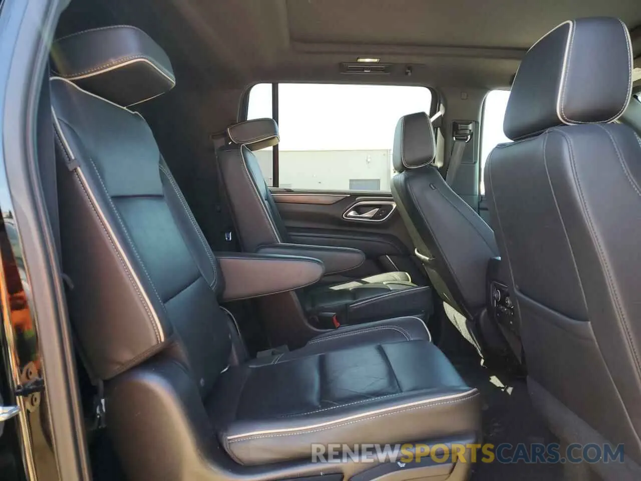 11 Фотография поврежденного автомобиля 1GNSCFKD4MR280839 CHEVROLET SUBURBAN 2021