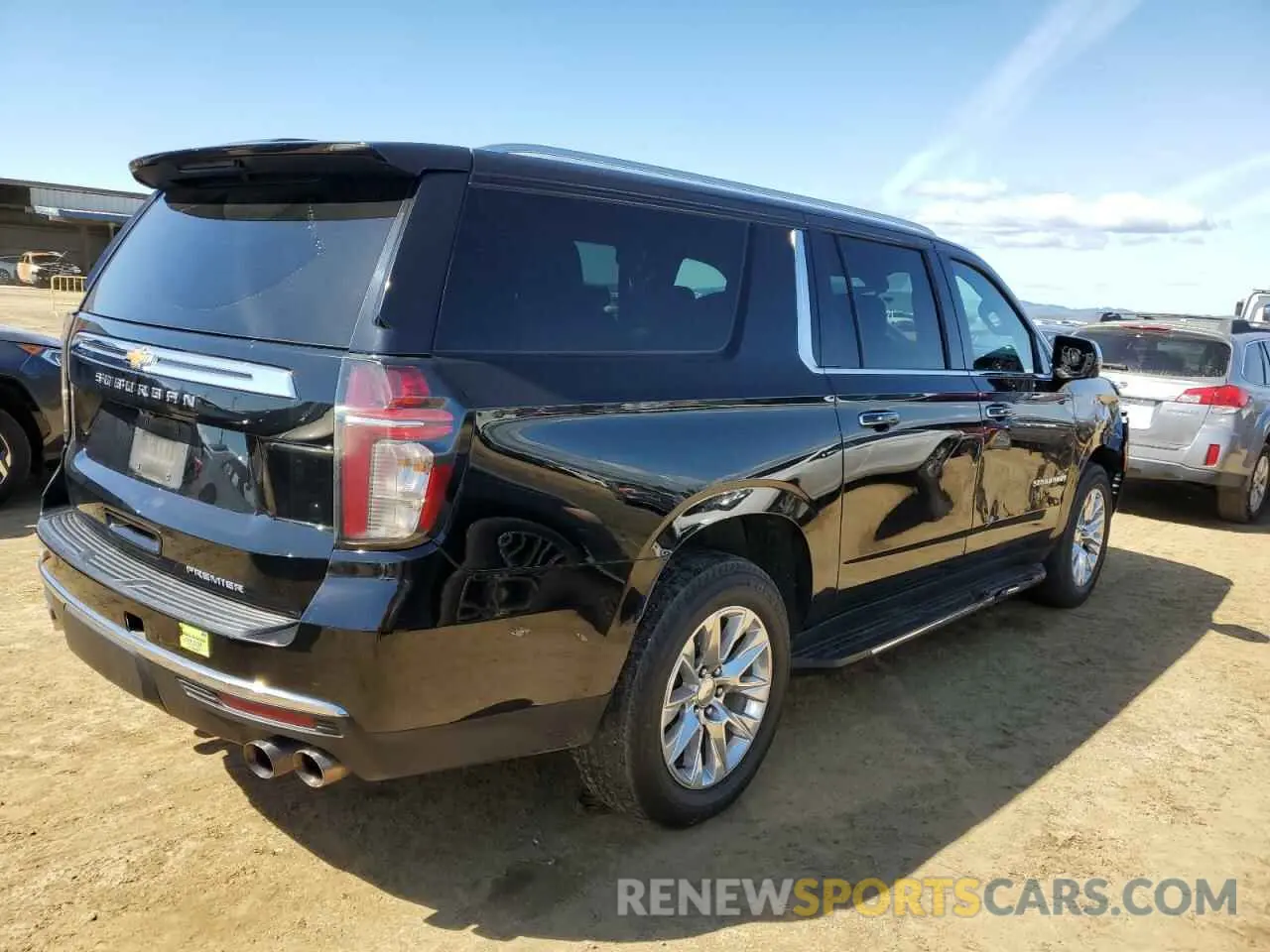 3 Фотография поврежденного автомобиля 1GNSCFKD4MR280839 CHEVROLET SUBURBAN 2021