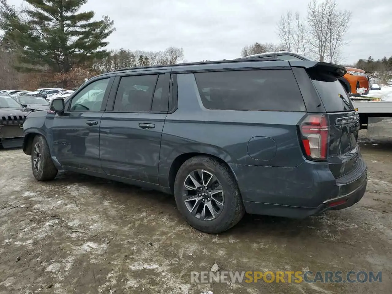 2 Фотография поврежденного автомобиля 1GNSKDKD3MR342013 CHEVROLET SUBURBAN 2021