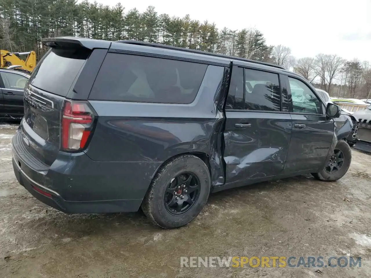 3 Фотография поврежденного автомобиля 1GNSKDKD3MR342013 CHEVROLET SUBURBAN 2021