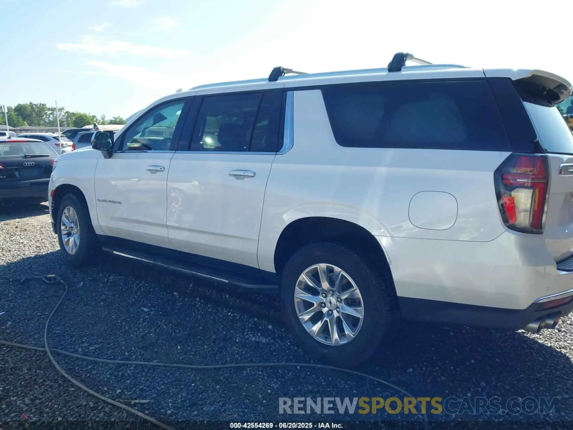 15 Photograph of a damaged car 1GNSKFKD5MR232530 CHEVROLET SUBURBAN 2021