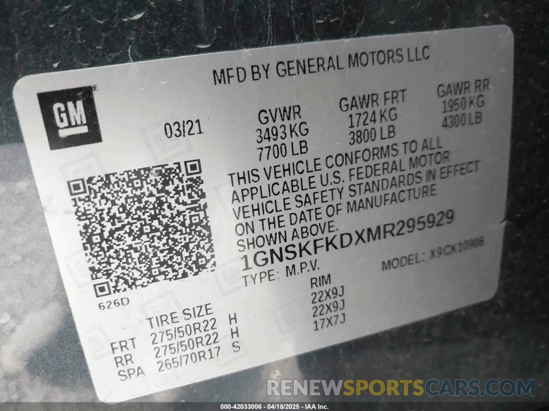 9 Photograph of a damaged car 1GNSKFKDXMR295929 CHEVROLET SUBURBAN 2021