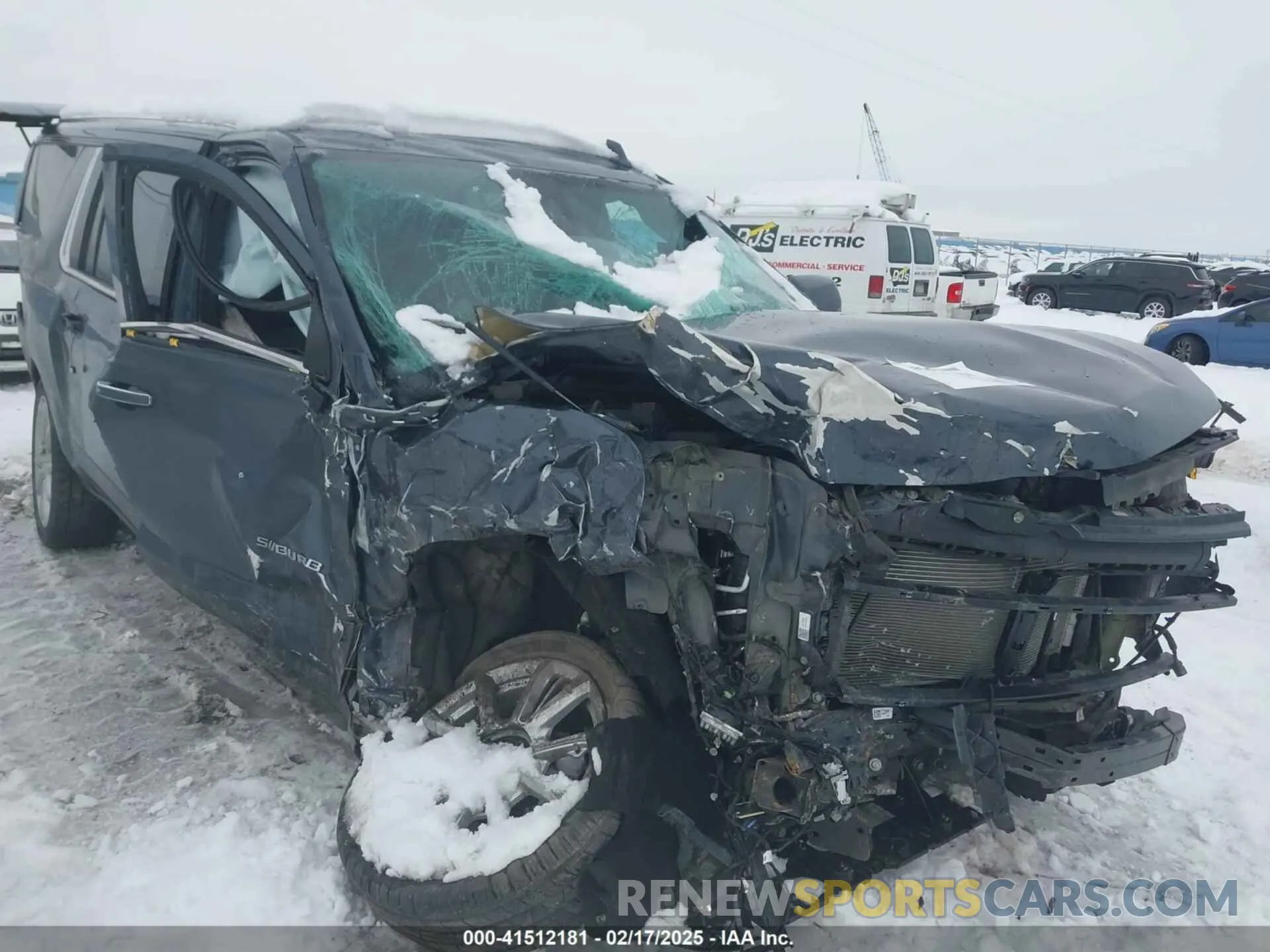 6 Photograph of a damaged car 1GNSKGKL0MR394305 CHEVROLET SUBURBAN 2021