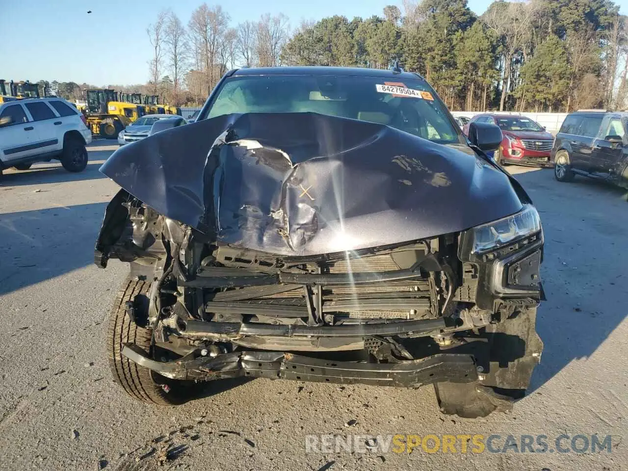 5 Photograph of a damaged car 1GNSKCKD1NR240348 CHEVROLET SUBURBAN 2022