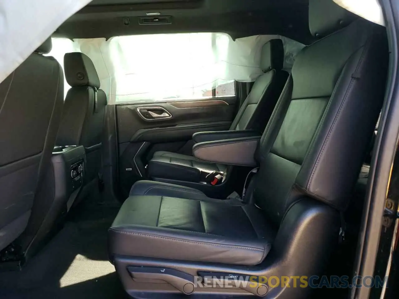 11 Фотография поврежденного автомобиля 1GNSKCKD2NR211585 CHEVROLET SUBURBAN 2022