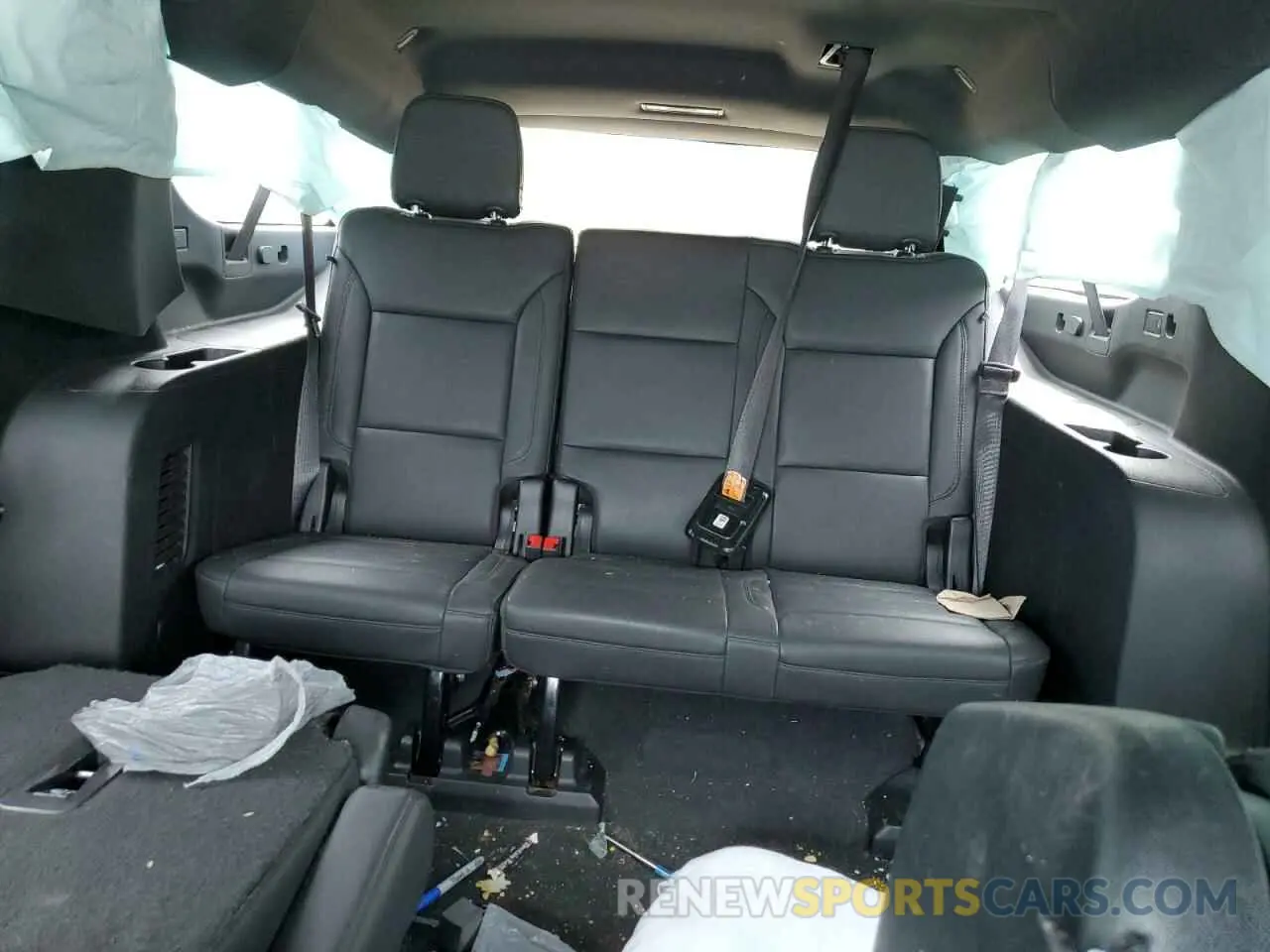 10 Photograph of a damaged car 1GNSKCKD2NR284746 CHEVROLET SUBURBAN 2022