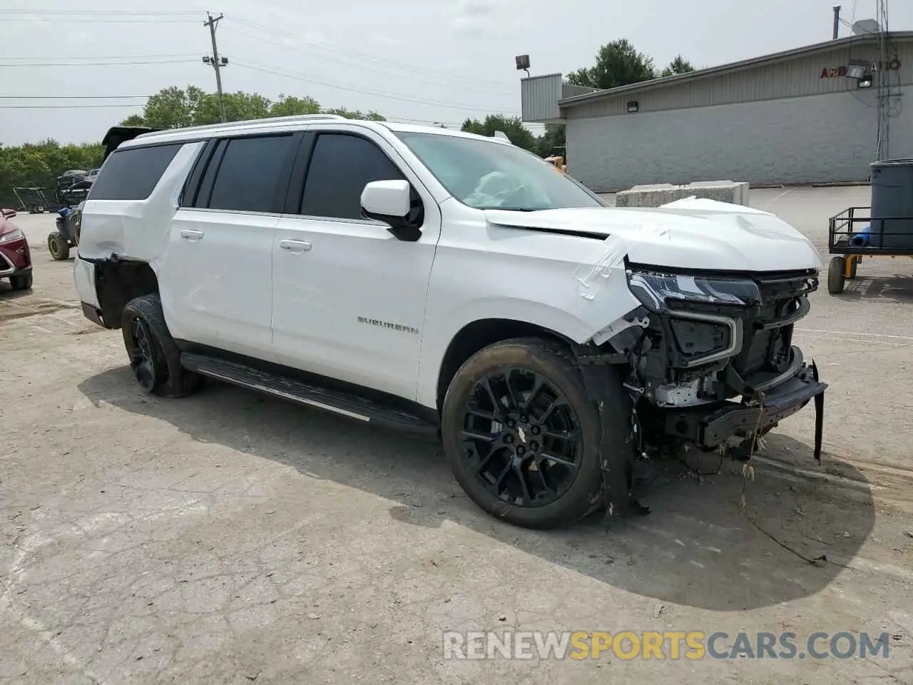 4 Photograph of a damaged car 1GNSKCKD2NR284746 CHEVROLET SUBURBAN 2022
