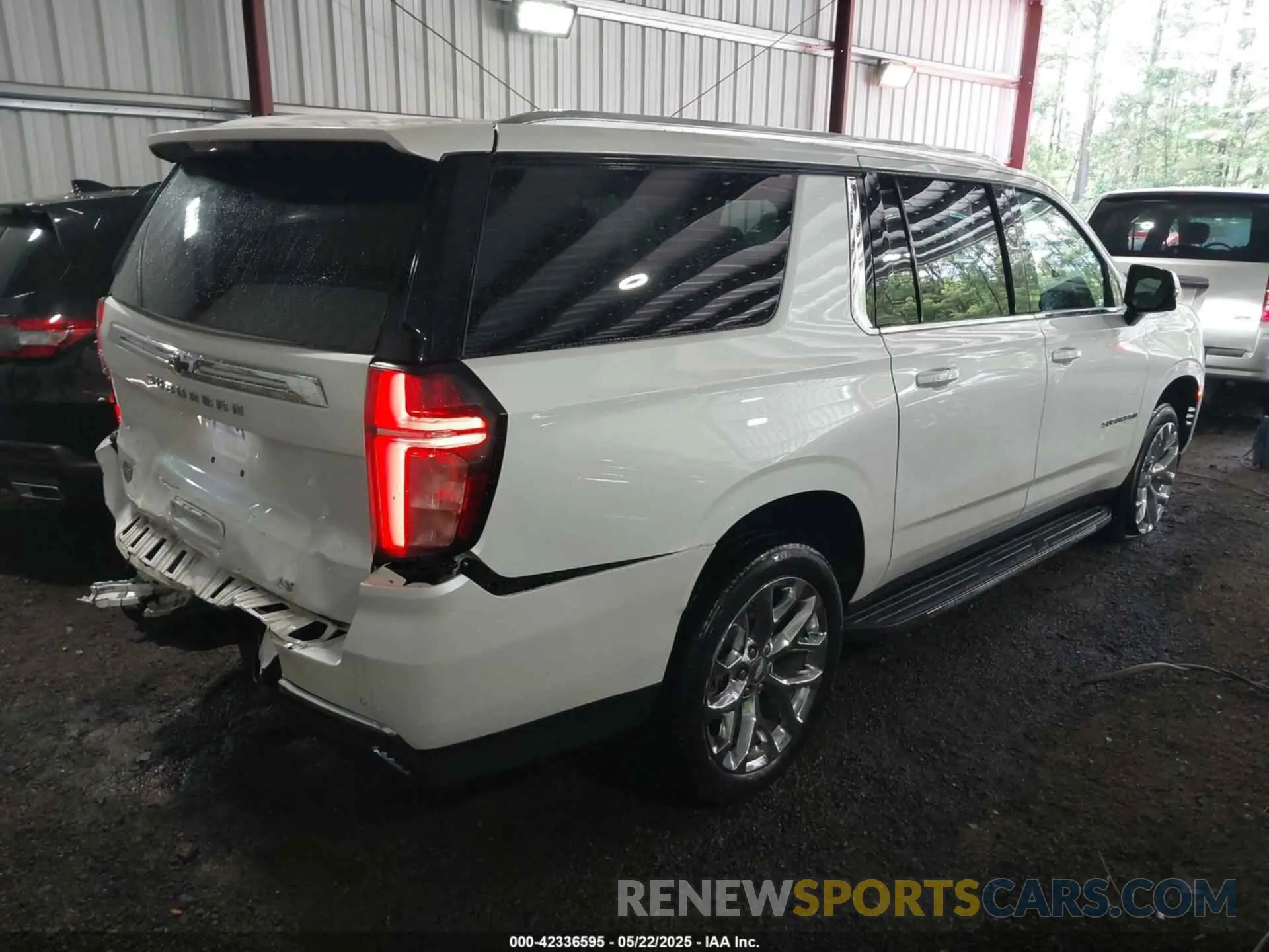 4 Фотография поврежденного автомобиля 1GNSKCKD7NR235784 CHEVROLET SUBURBAN 2022