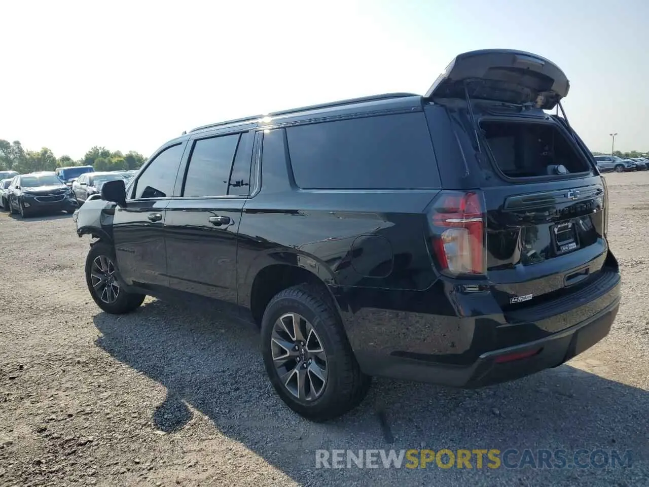 2 Фотография поврежденного автомобиля 1GNSKDKD7NR204251 CHEVROLET SUBURBAN 2022