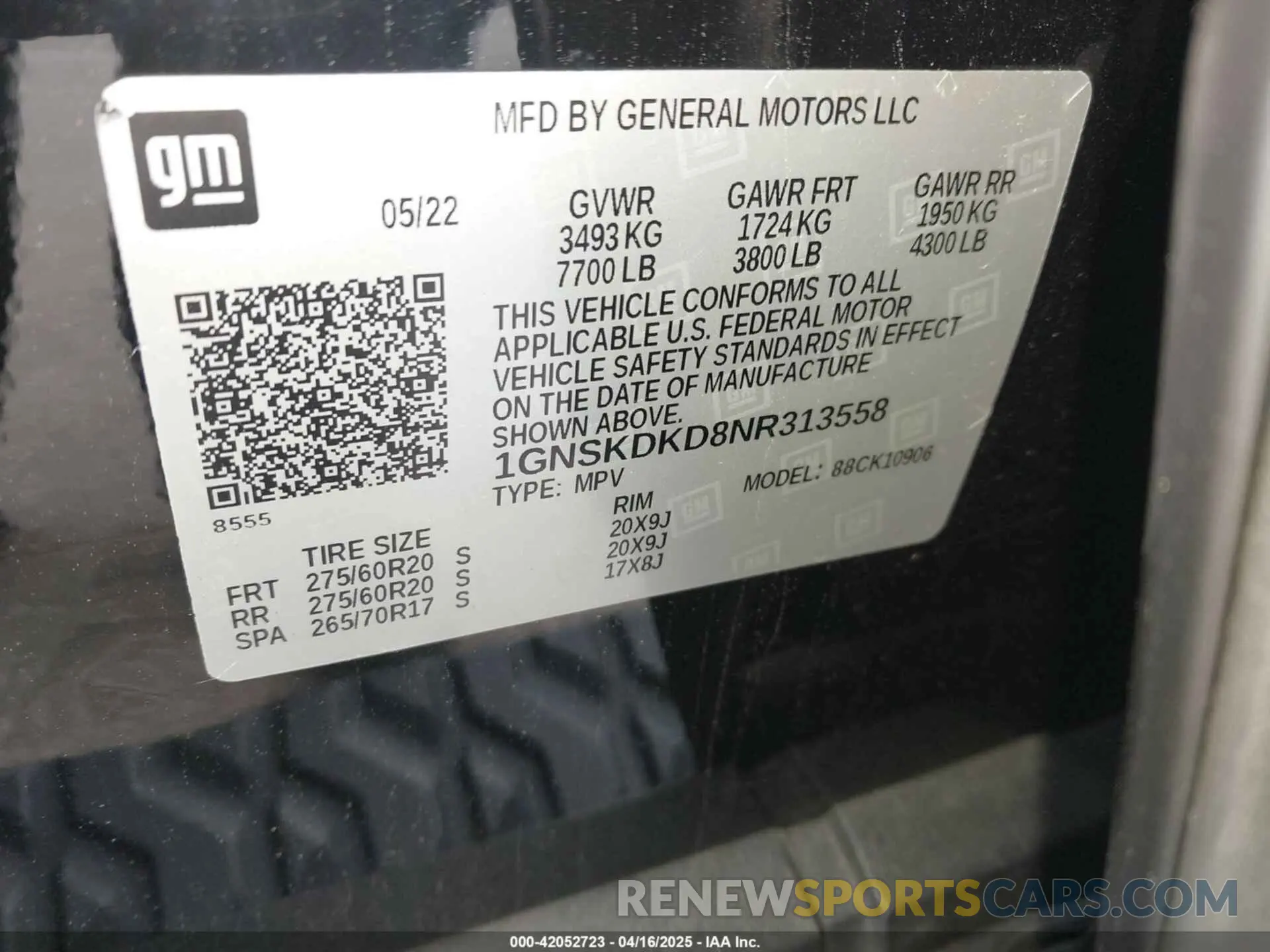 9 Фотография поврежденного автомобиля 1GNSKDKD8NR313558 CHEVROLET SUBURBAN 2022
