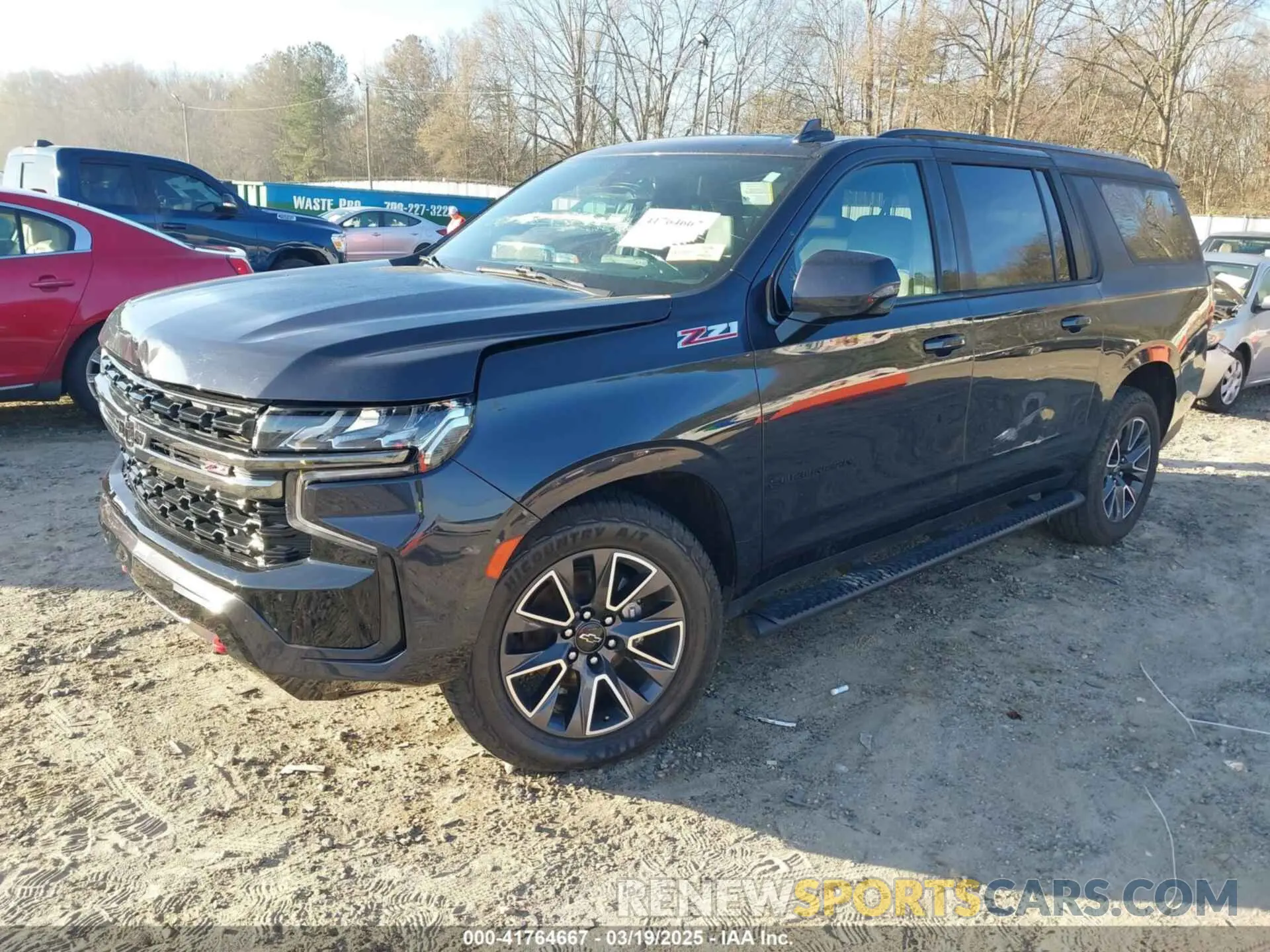 2 Photograph of a damaged car 1GNSKDKL2NR337801 CHEVROLET SUBURBAN 2022
