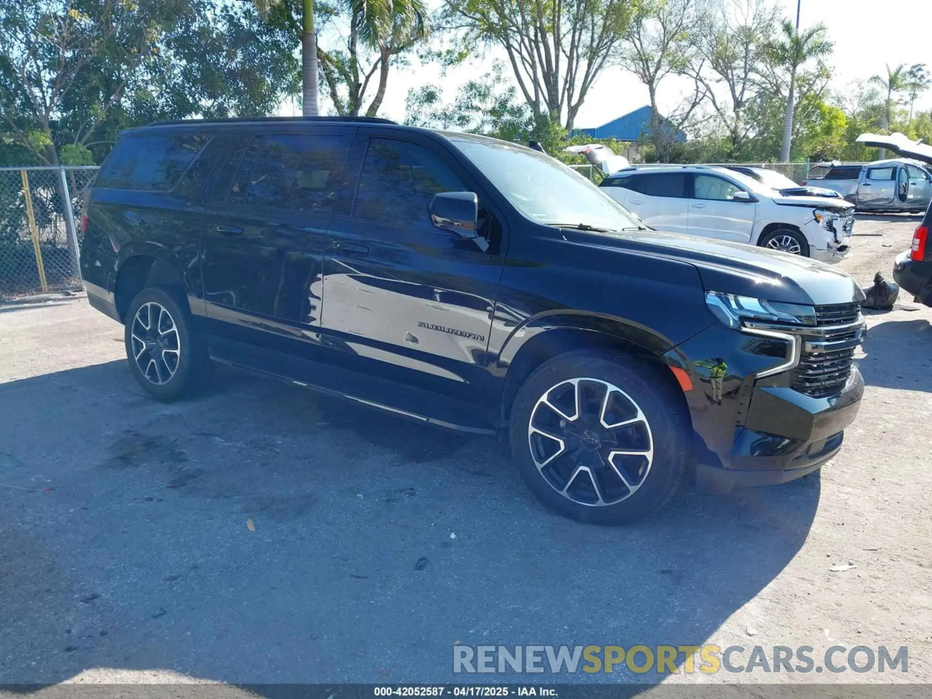 1 Photograph of a damaged car 1GNSKEKD0NR149230 CHEVROLET SUBURBAN 2022