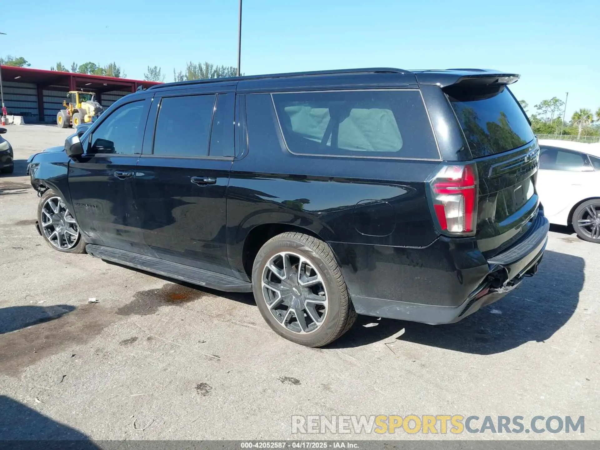 3 Photograph of a damaged car 1GNSKEKD0NR149230 CHEVROLET SUBURBAN 2022