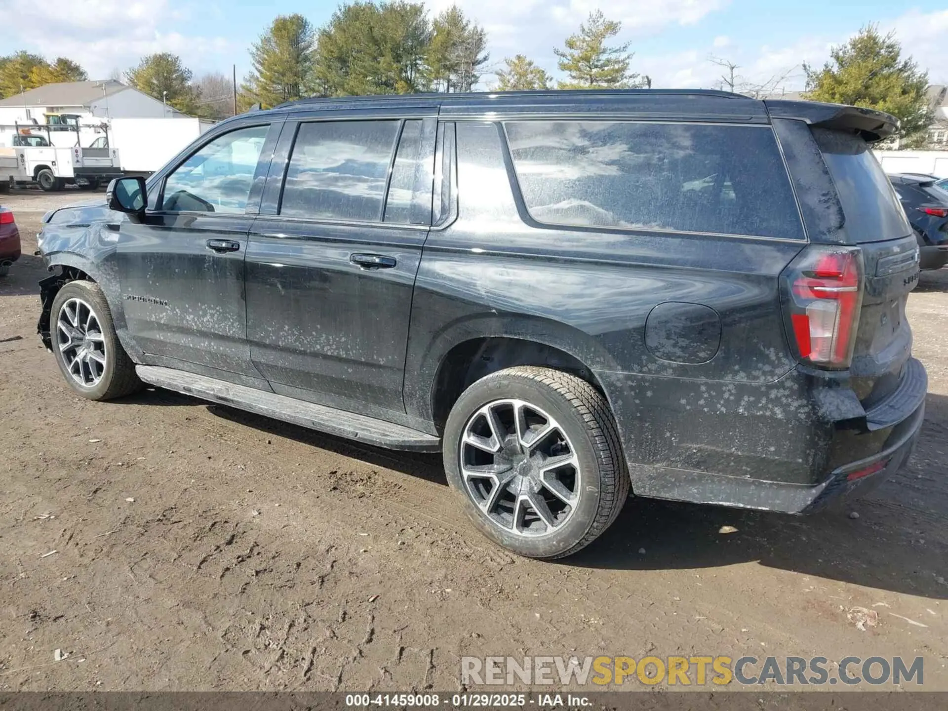 3 Photograph of a damaged car 1GNSKEKD4NR205170 CHEVROLET SUBURBAN 2022