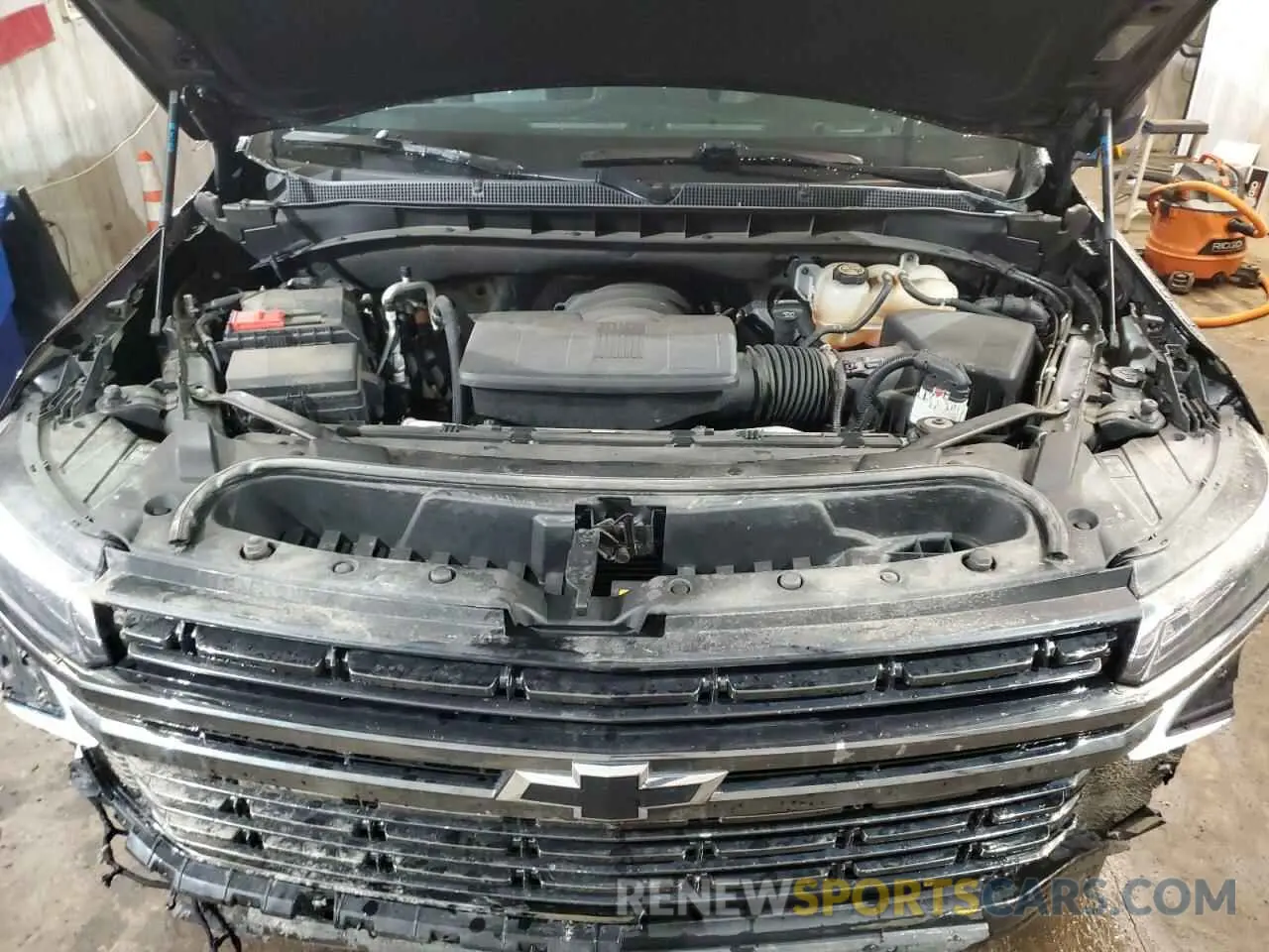 13 Photograph of a damaged car 1GNSKEKD8NR299232 CHEVROLET SUBURBAN 2022