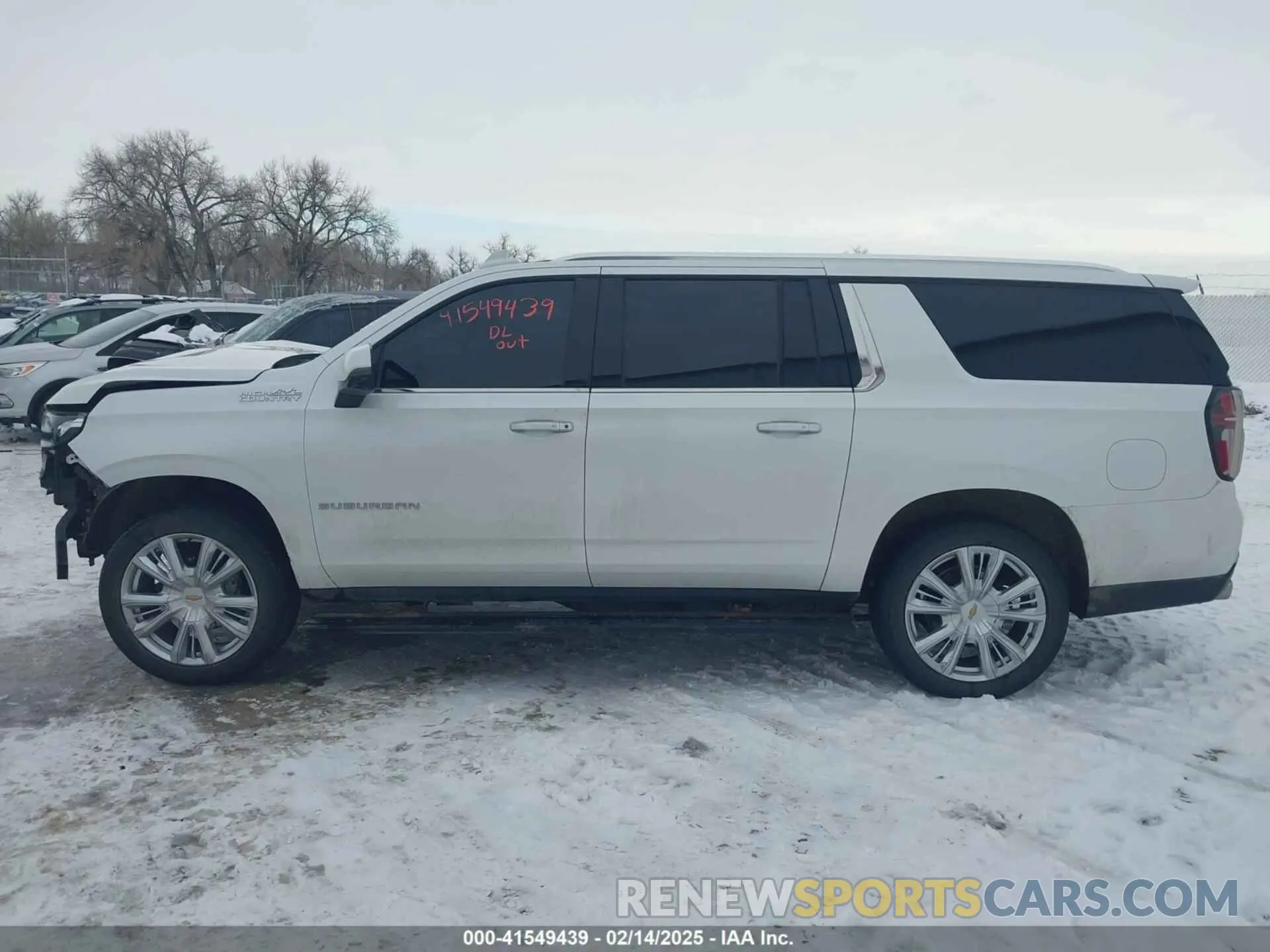 15 Фотография поврежденного автомобиля 1GNSKGKLXNR151036 CHEVROLET SUBURBAN 2022