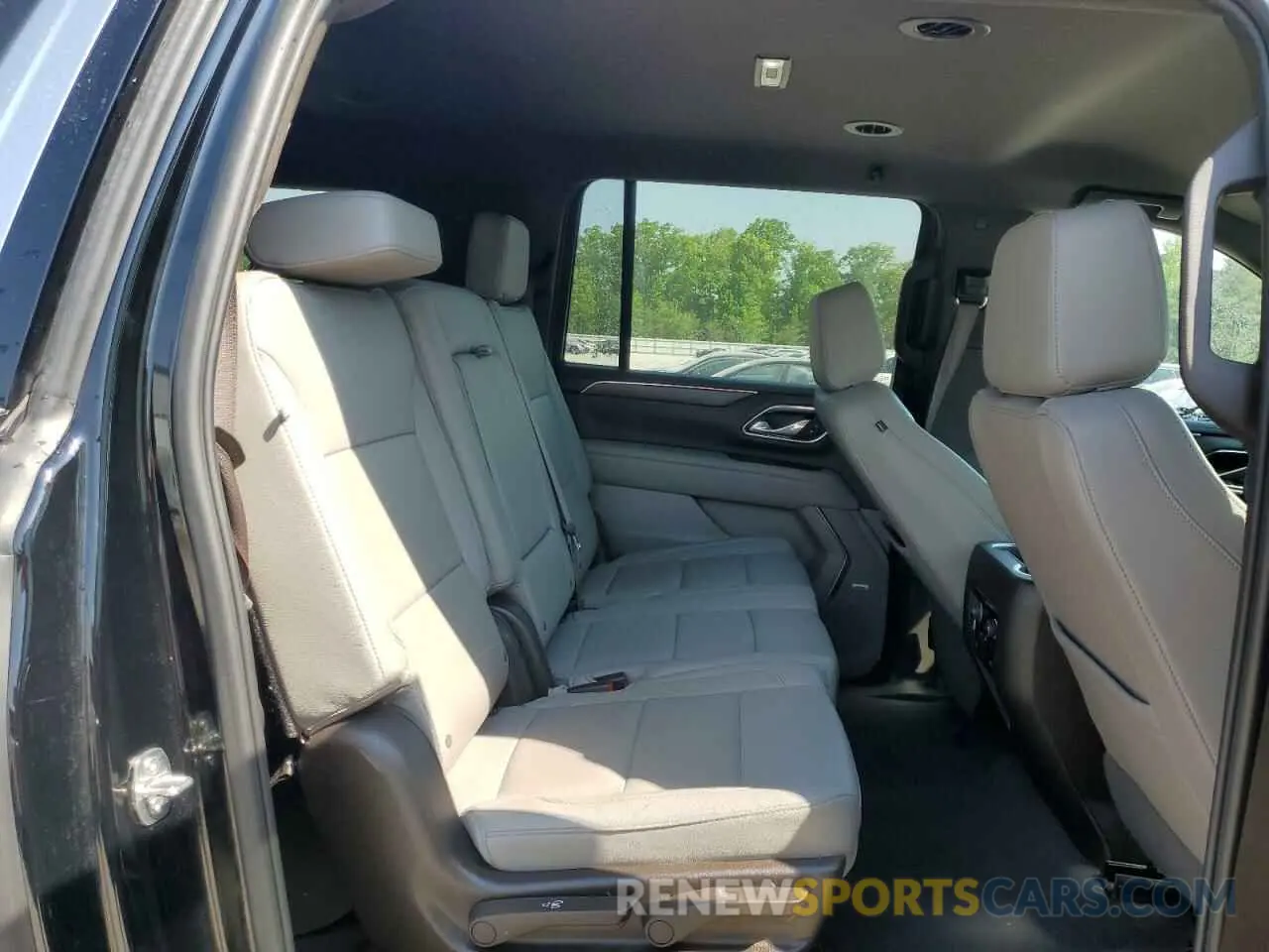 11 Photograph of a damaged car 1GNSCCKD1PR412085 CHEVROLET SUBURBAN 2023