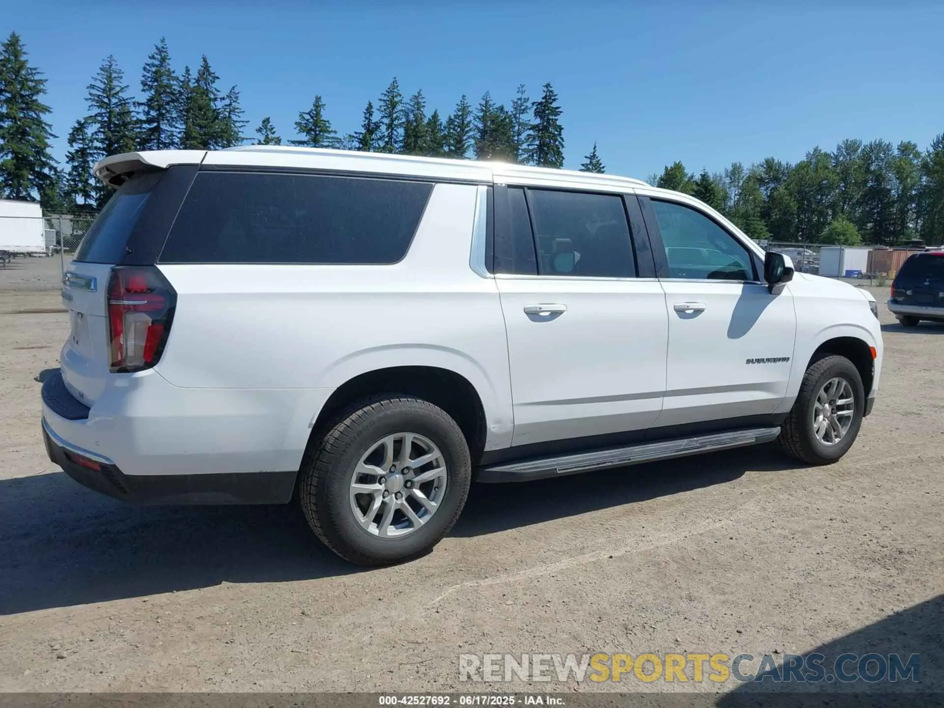 13 Фотография поврежденного автомобиля 1GNSCCKD5PR414258 CHEVROLET SUBURBAN 2023