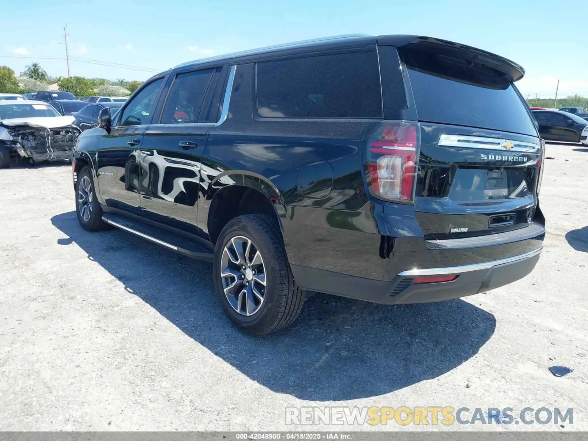 3 Фотография поврежденного автомобиля 1GNSCCKT4PR505108 CHEVROLET SUBURBAN 2023