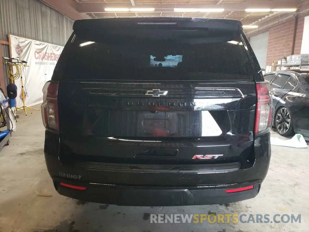 6 Photograph of a damaged car 1GNSCEKD0PR190408 CHEVROLET SUBURBAN 2023