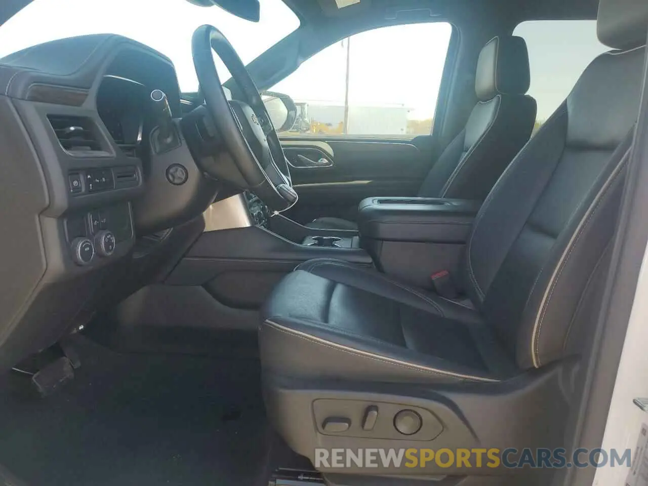 7 Фотография поврежденного автомобиля 1GNSCFKD2PR299653 CHEVROLET SUBURBAN 2023