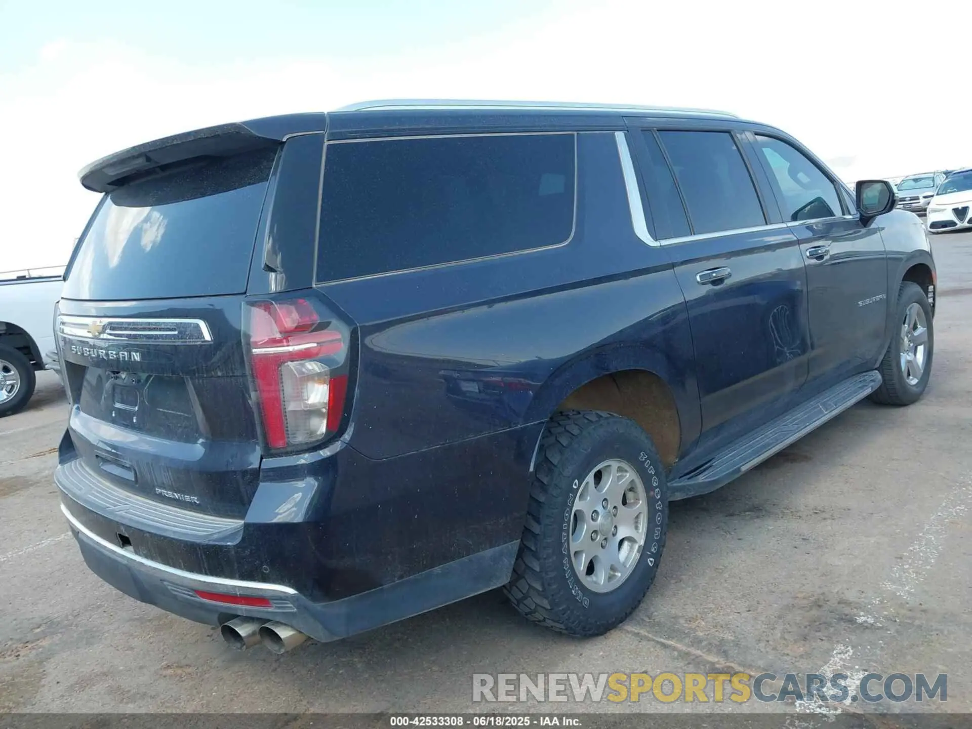 4 Фотография поврежденного автомобиля 1GNSCFKD4PR364065 CHEVROLET SUBURBAN 2023