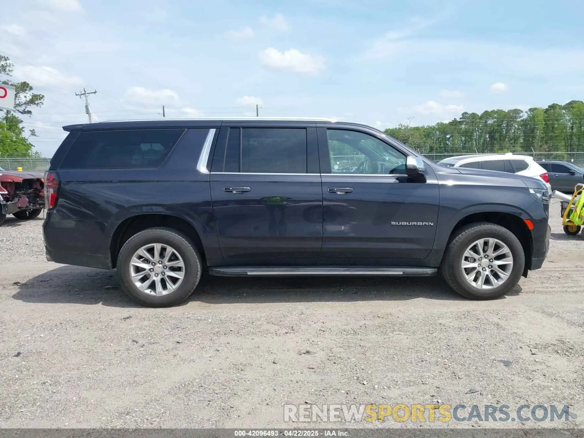 13 Фотография поврежденного автомобиля 1GNSCFKD8PR479381 CHEVROLET SUBURBAN 2023