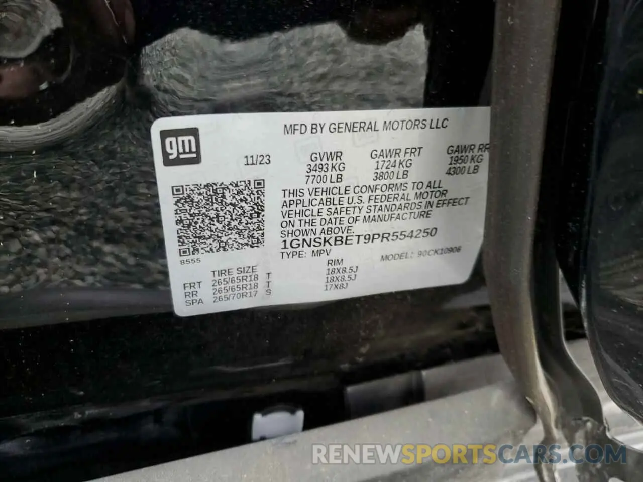 13 Photograph of a damaged car 1GNSKBET9PR554250 CHEVROLET SUBURBAN 2023