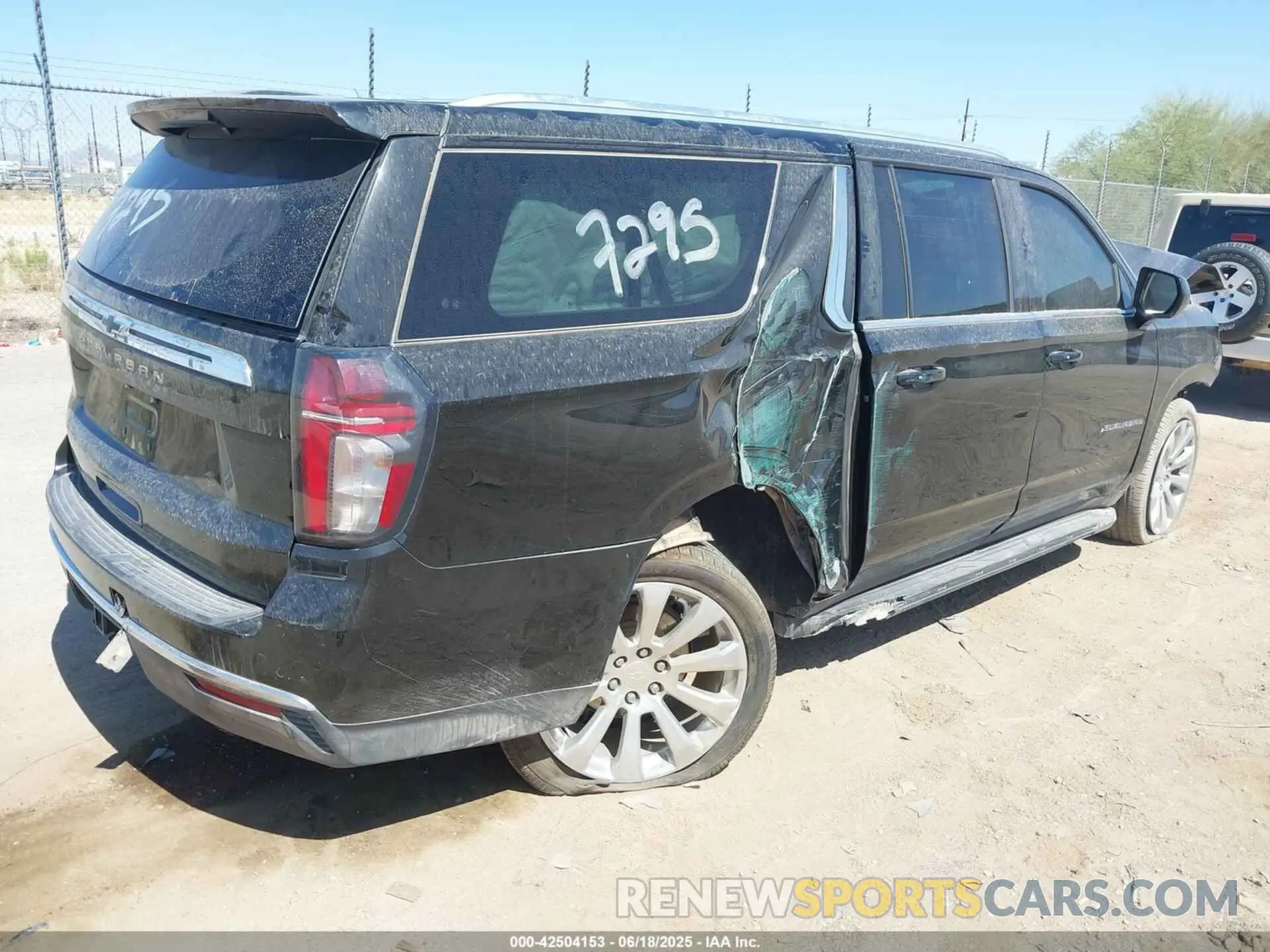 4 Фотография поврежденного автомобиля 1GNSKBKD3PR198309 CHEVROLET SUBURBAN 2023