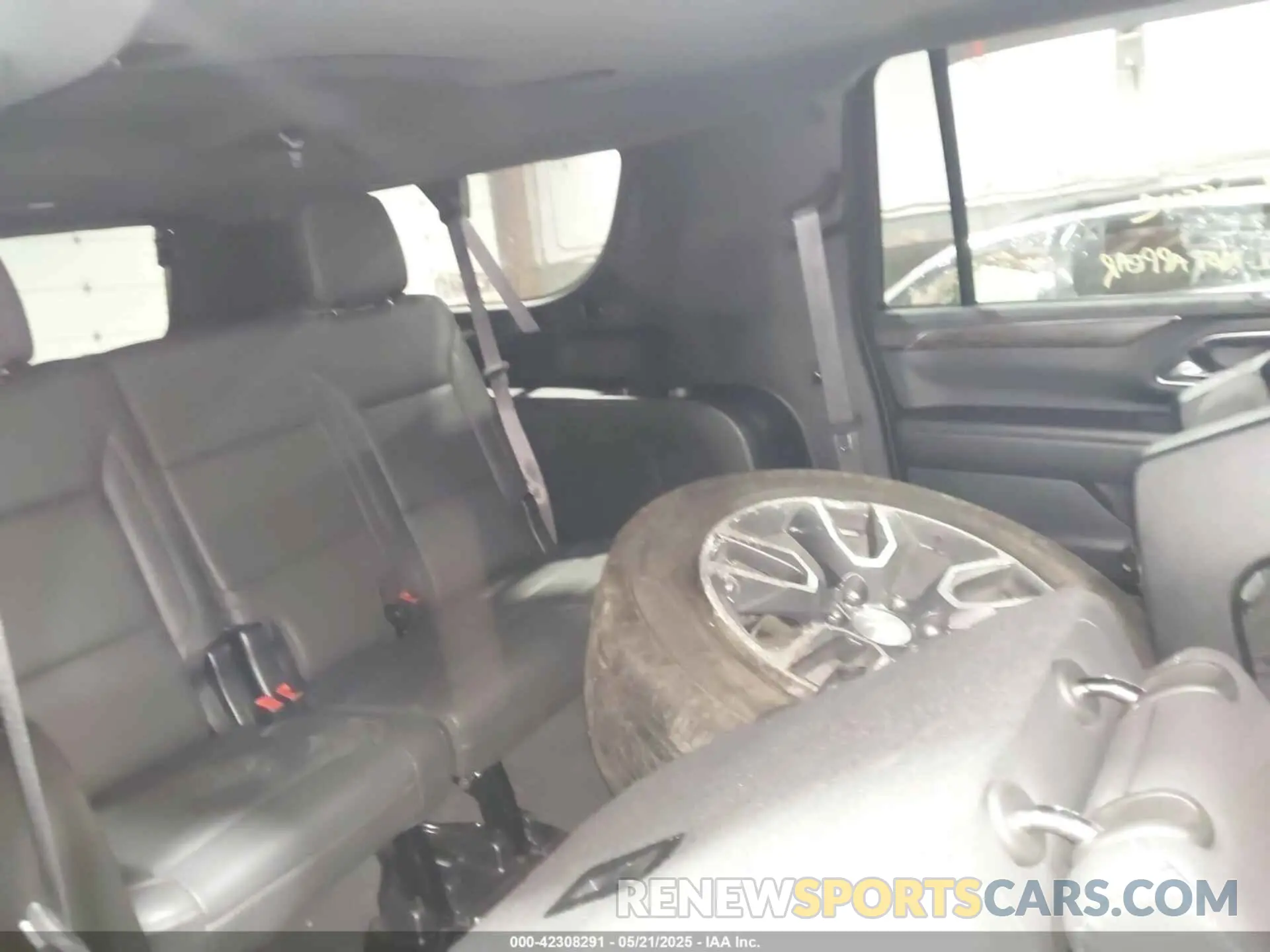 8 Фотография поврежденного автомобиля 1GNSKCKD0PR207313 CHEVROLET SUBURBAN 2023