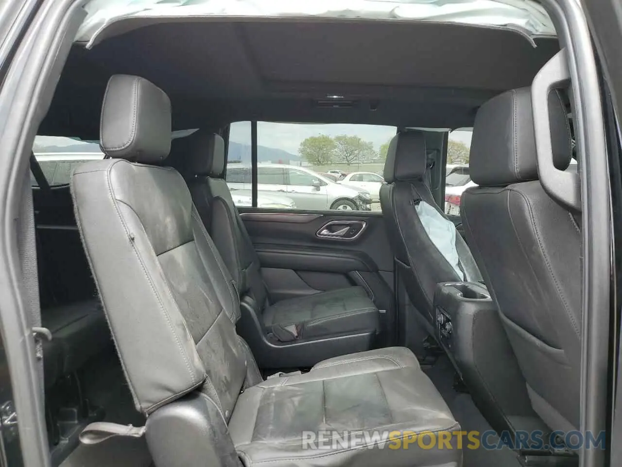 11 Photograph of a damaged car 1GNSKCKD4PR175272 CHEVROLET SUBURBAN 2023