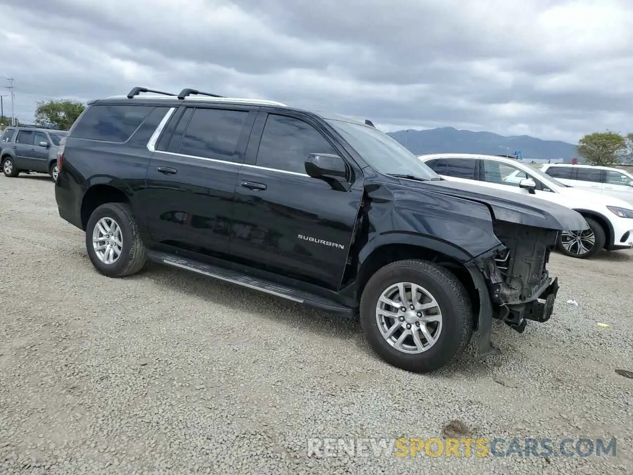 4 Photograph of a damaged car 1GNSKCKD4PR175272 CHEVROLET SUBURBAN 2023