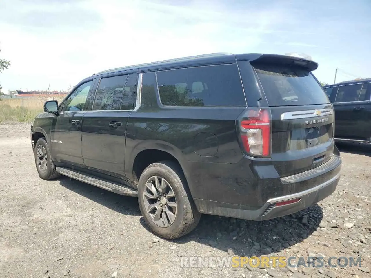 2 Photograph of a damaged car 1GNSKCKD4PR532997 CHEVROLET SUBURBAN 2023