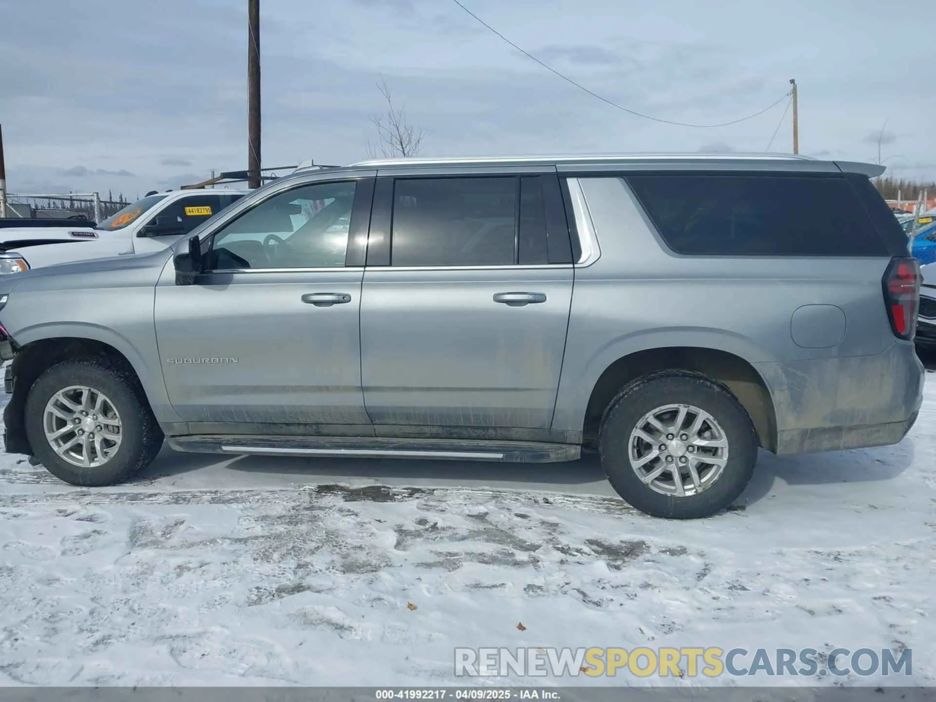 15 Фотография поврежденного автомобиля 1GNSKCKDXPR355517 CHEVROLET SUBURBAN 2023