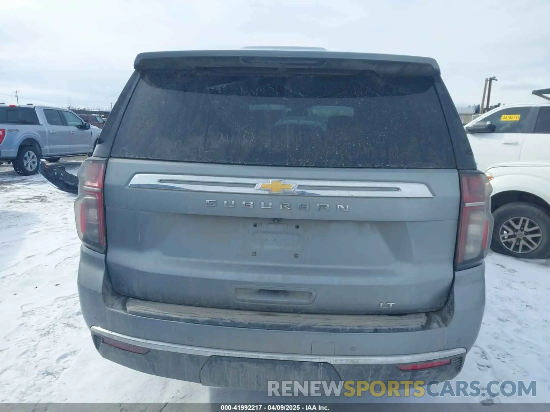 17 Фотография поврежденного автомобиля 1GNSKCKDXPR355517 CHEVROLET SUBURBAN 2023