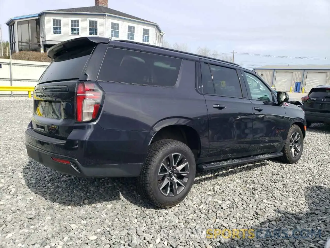 3 Photograph of a damaged car 1GNSKDKD8PR161929 CHEVROLET SUBURBAN 2023