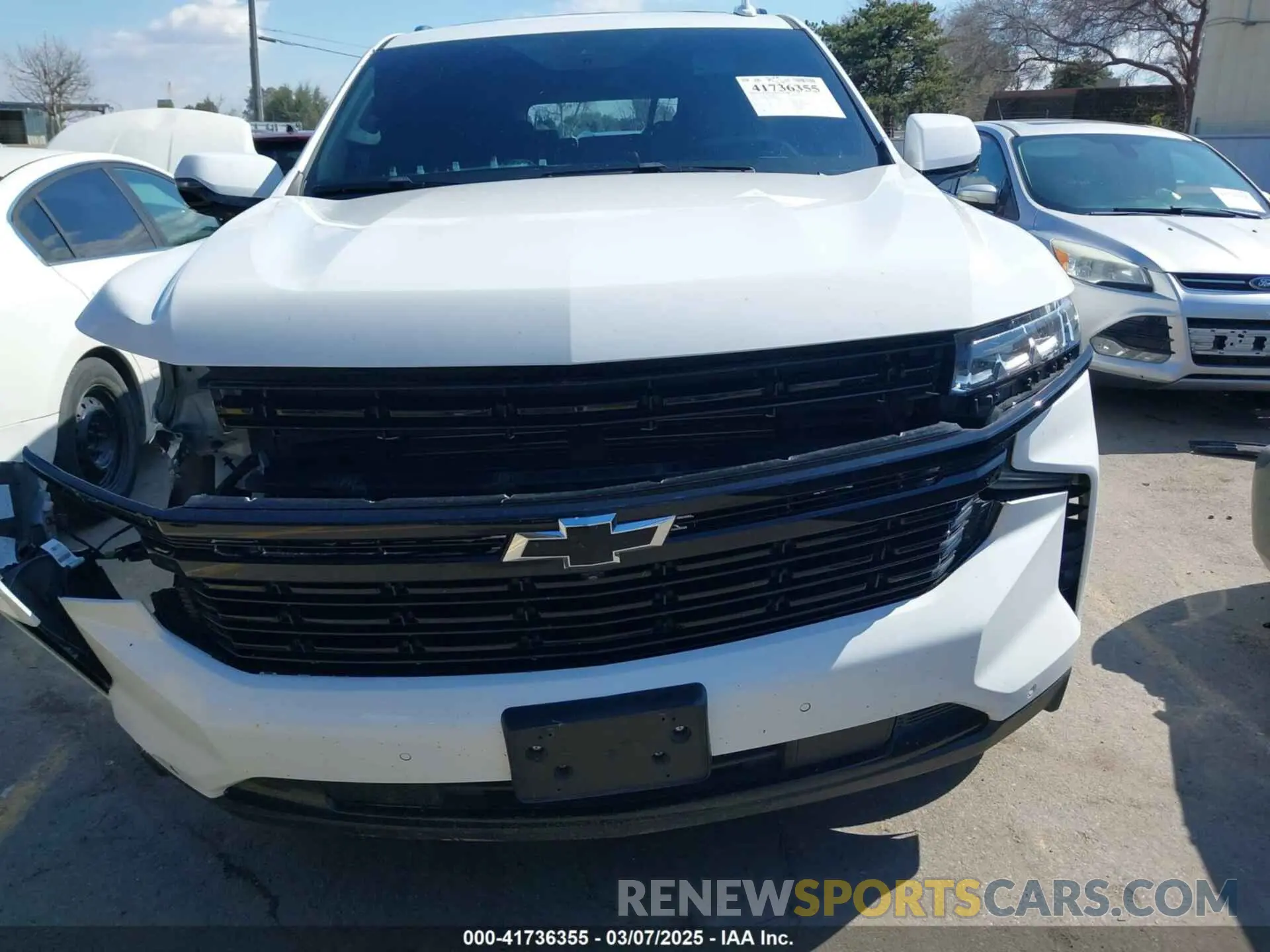 18 Photograph of a damaged car 1GNSKEKLXPR236014 CHEVROLET SUBURBAN 2023