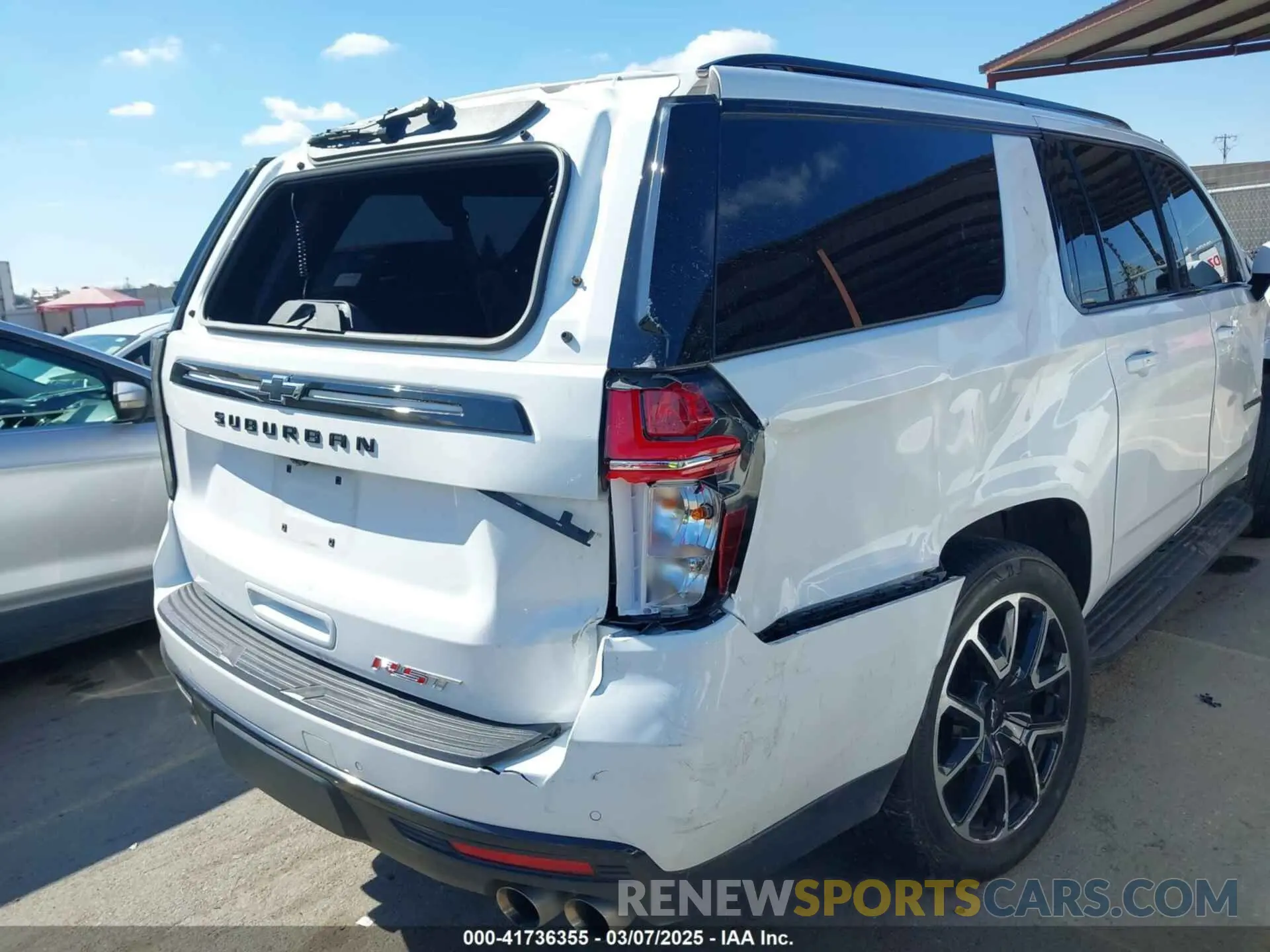 19 Photograph of a damaged car 1GNSKEKLXPR236014 CHEVROLET SUBURBAN 2023
