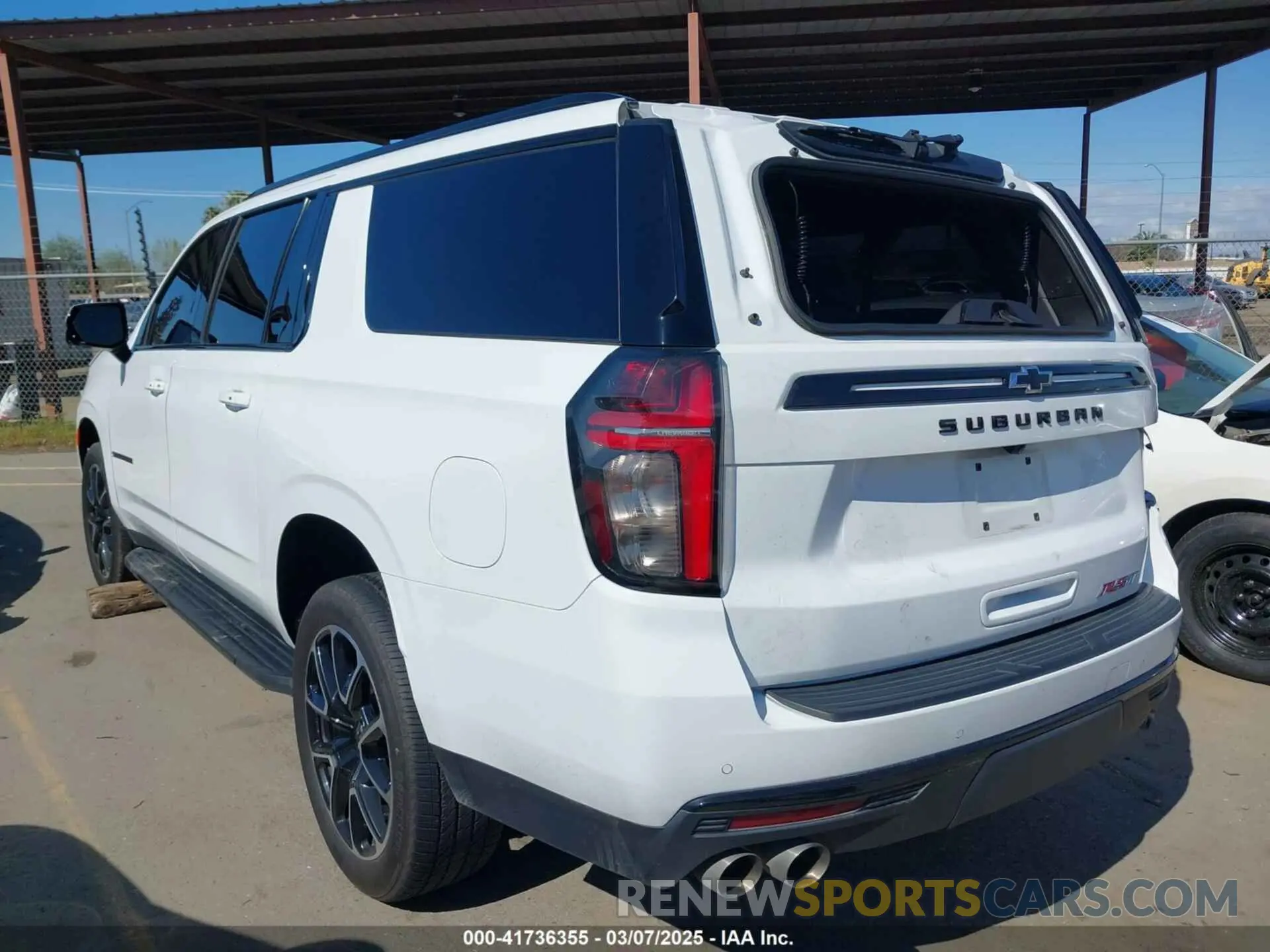 3 Photograph of a damaged car 1GNSKEKLXPR236014 CHEVROLET SUBURBAN 2023
