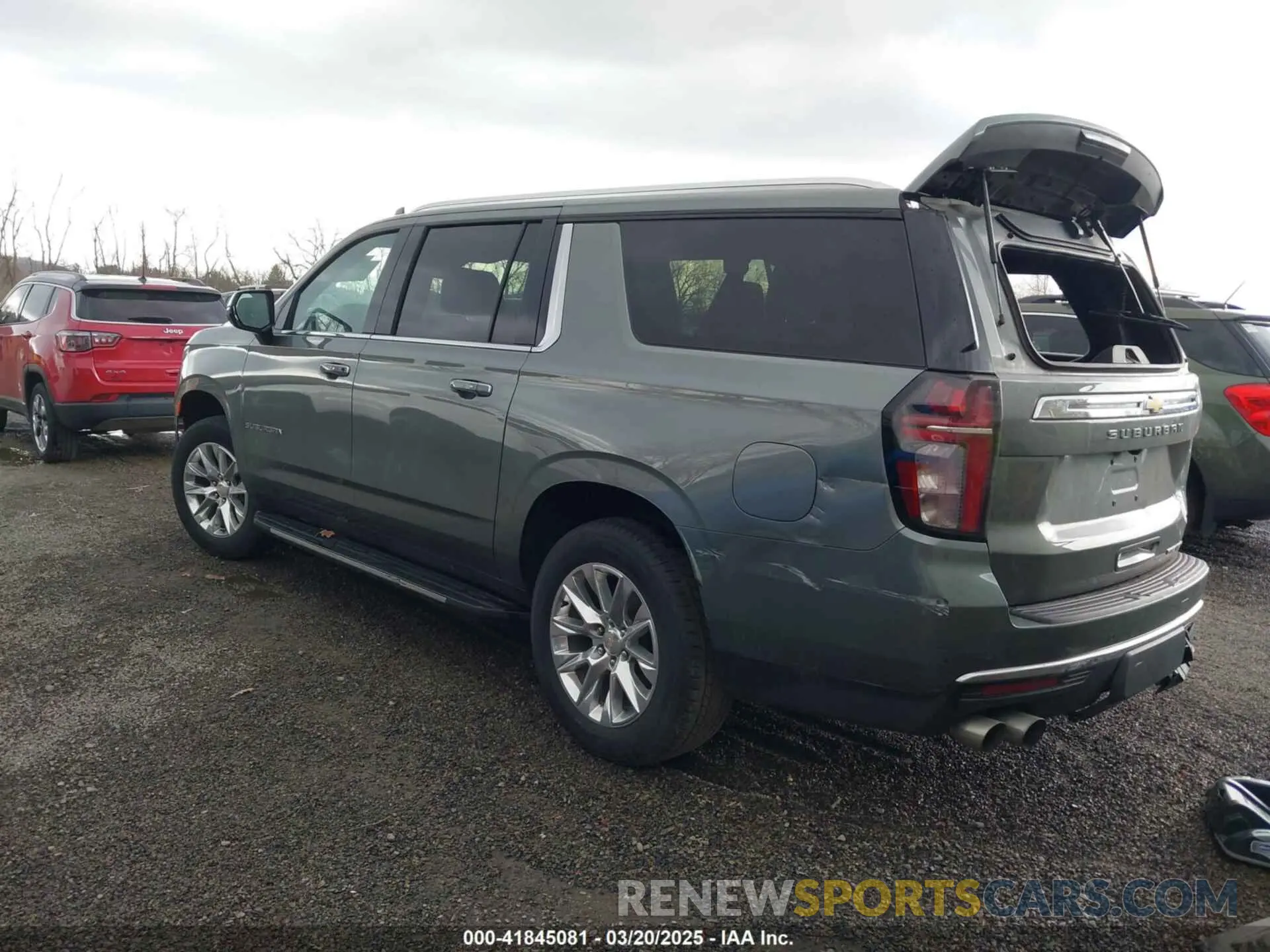 3 Photograph of a damaged car 1GNSKFKD6PR372798 CHEVROLET SUBURBAN 2023