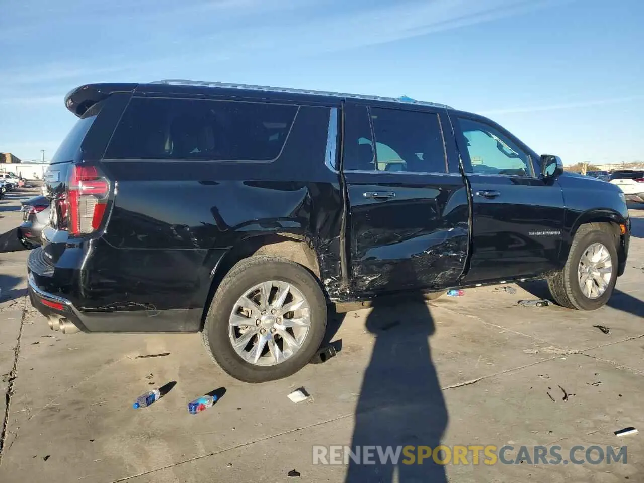 3 Photograph of a damaged car 1GNSKFKD7PR269597 CHEVROLET SUBURBAN 2023