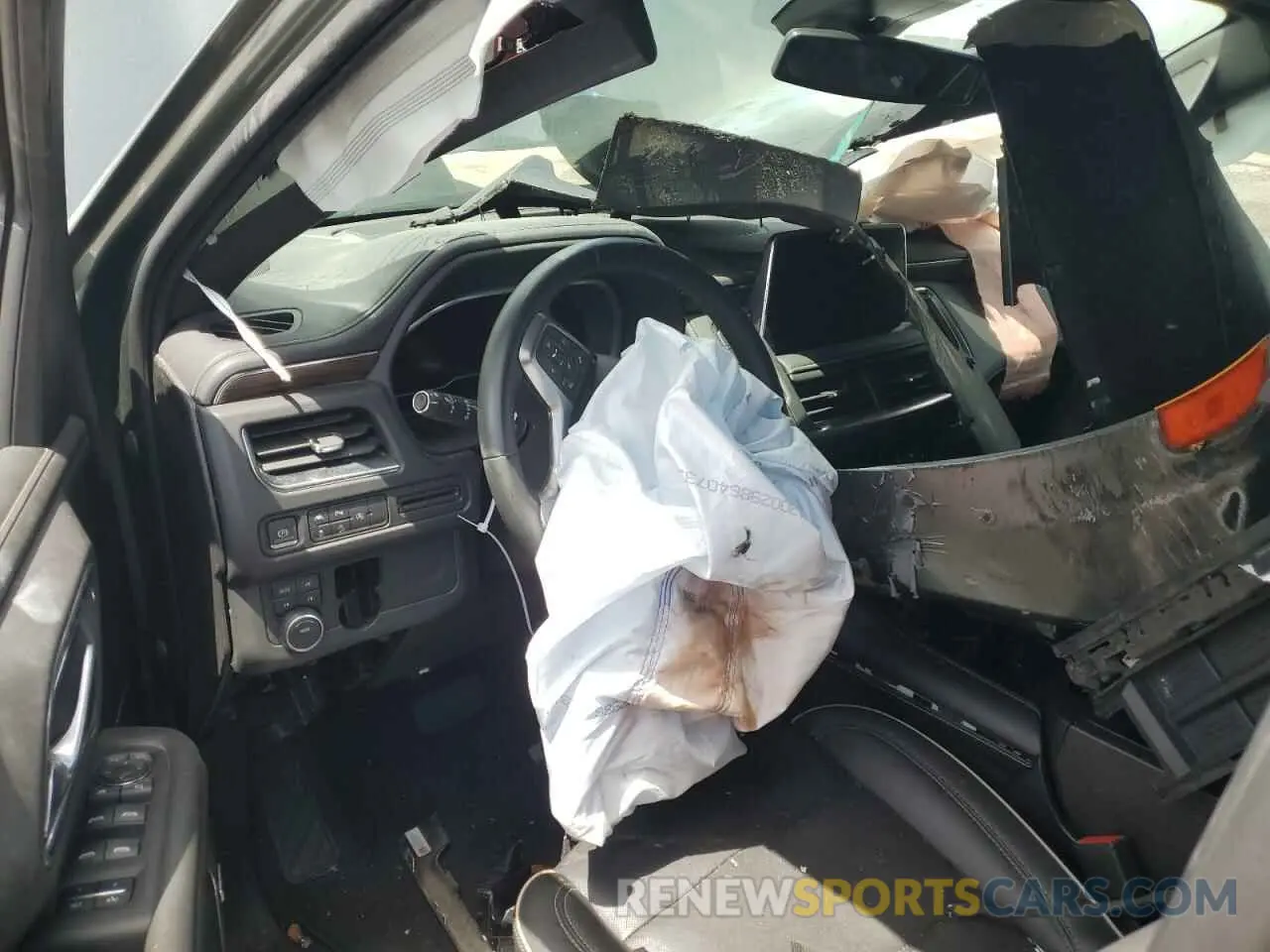 8 Photograph of a damaged car 1GNSKFKD8PR390204 CHEVROLET SUBURBAN 2023