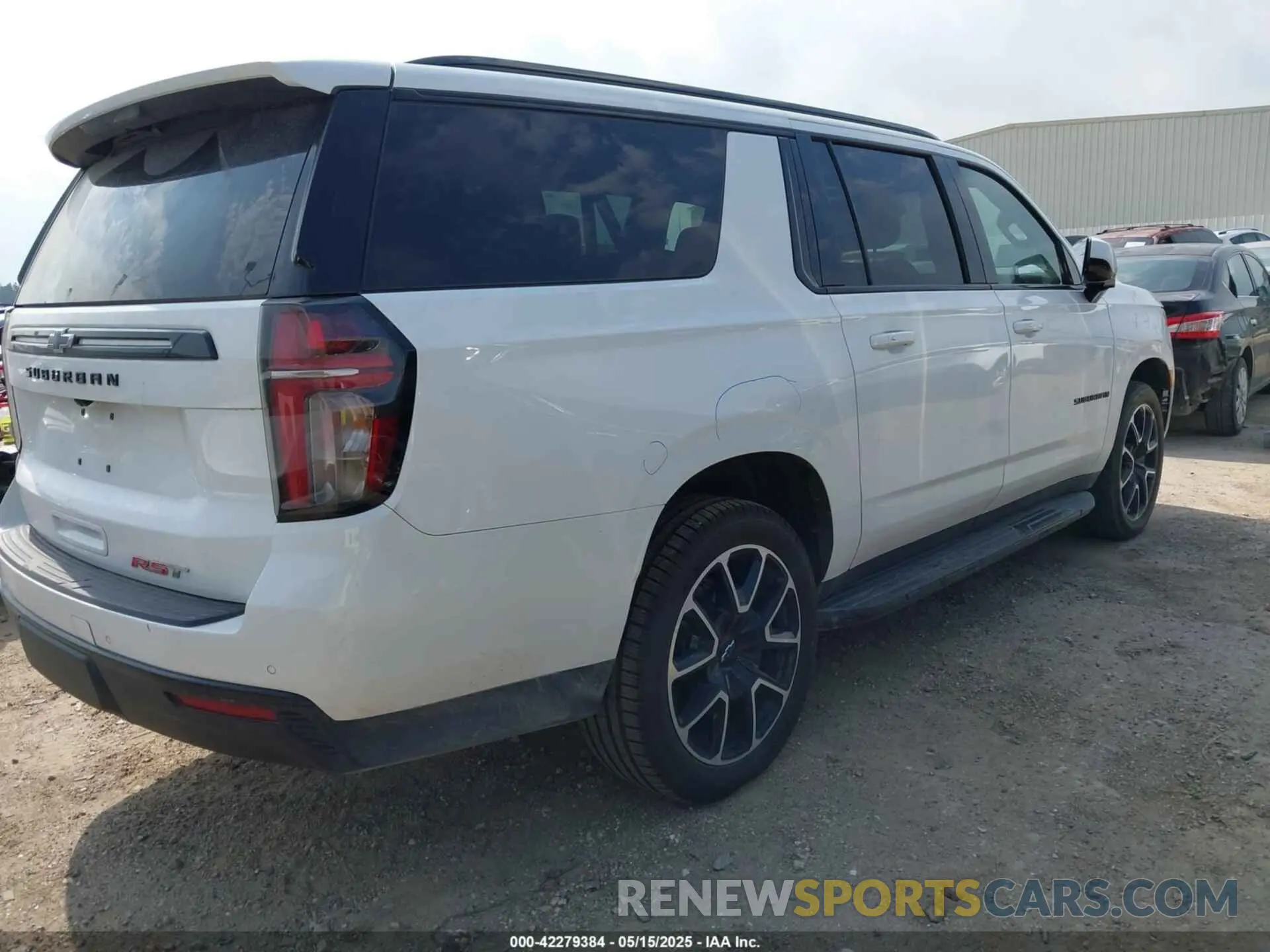4 Photograph of a damaged car 1GNSCEKD3RR278419 CHEVROLET SUBURBAN 2024