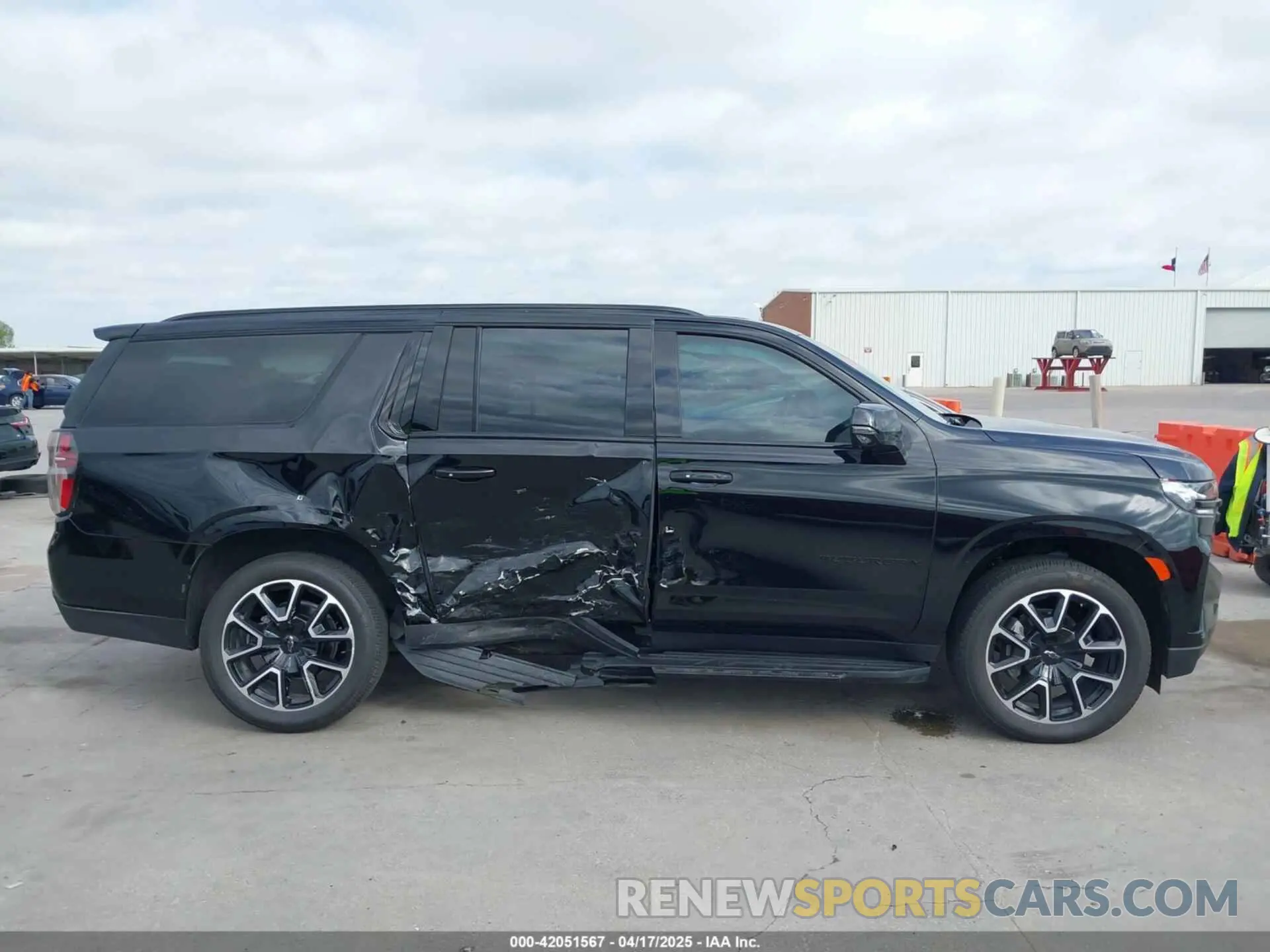 13 Фотография поврежденного автомобиля 1GNSCEKD4RR353774 CHEVROLET SUBURBAN 2024
