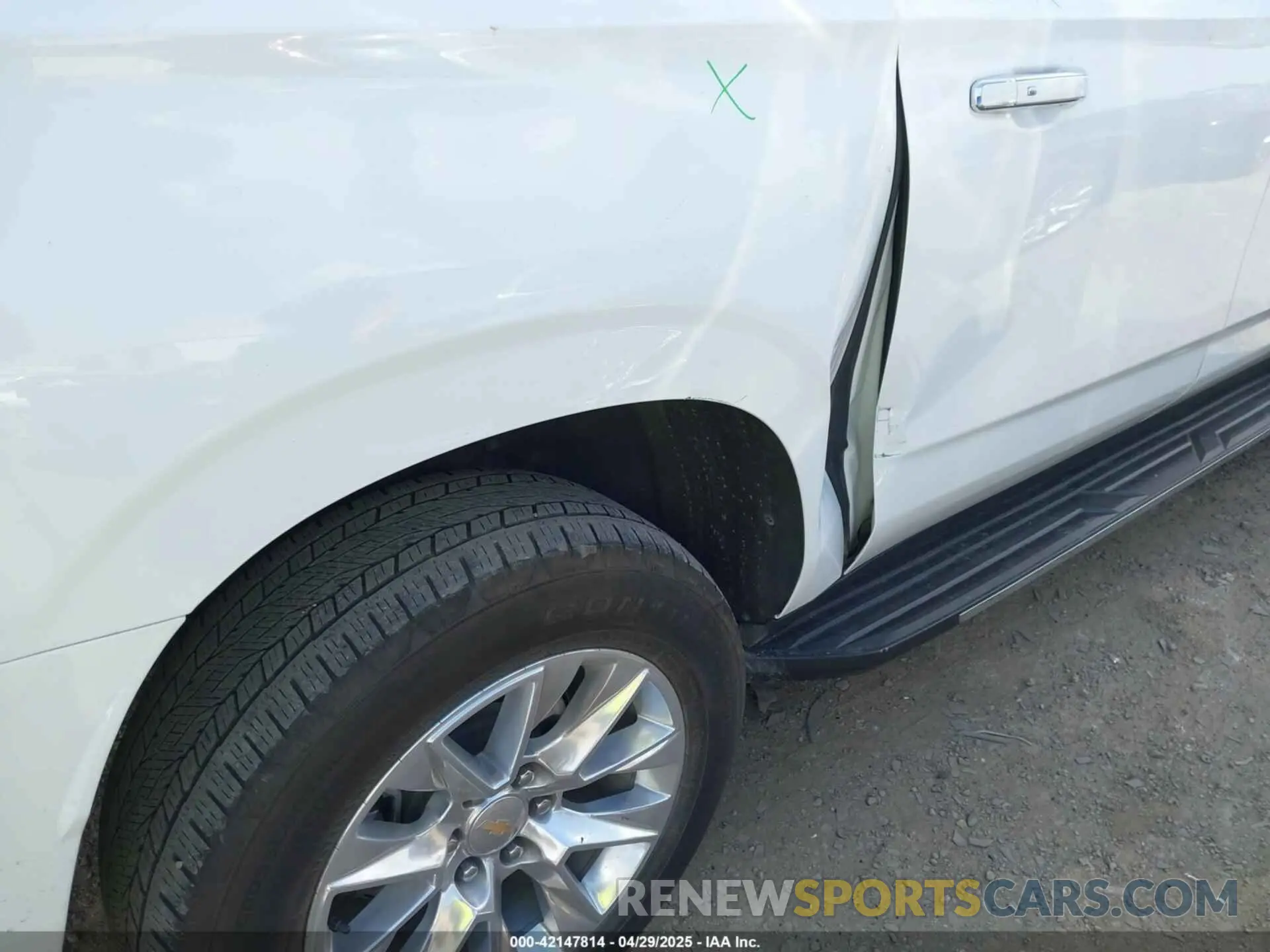 17 Фотография поврежденного автомобиля 1GNSCFKD6RR304985 CHEVROLET SUBURBAN 2024