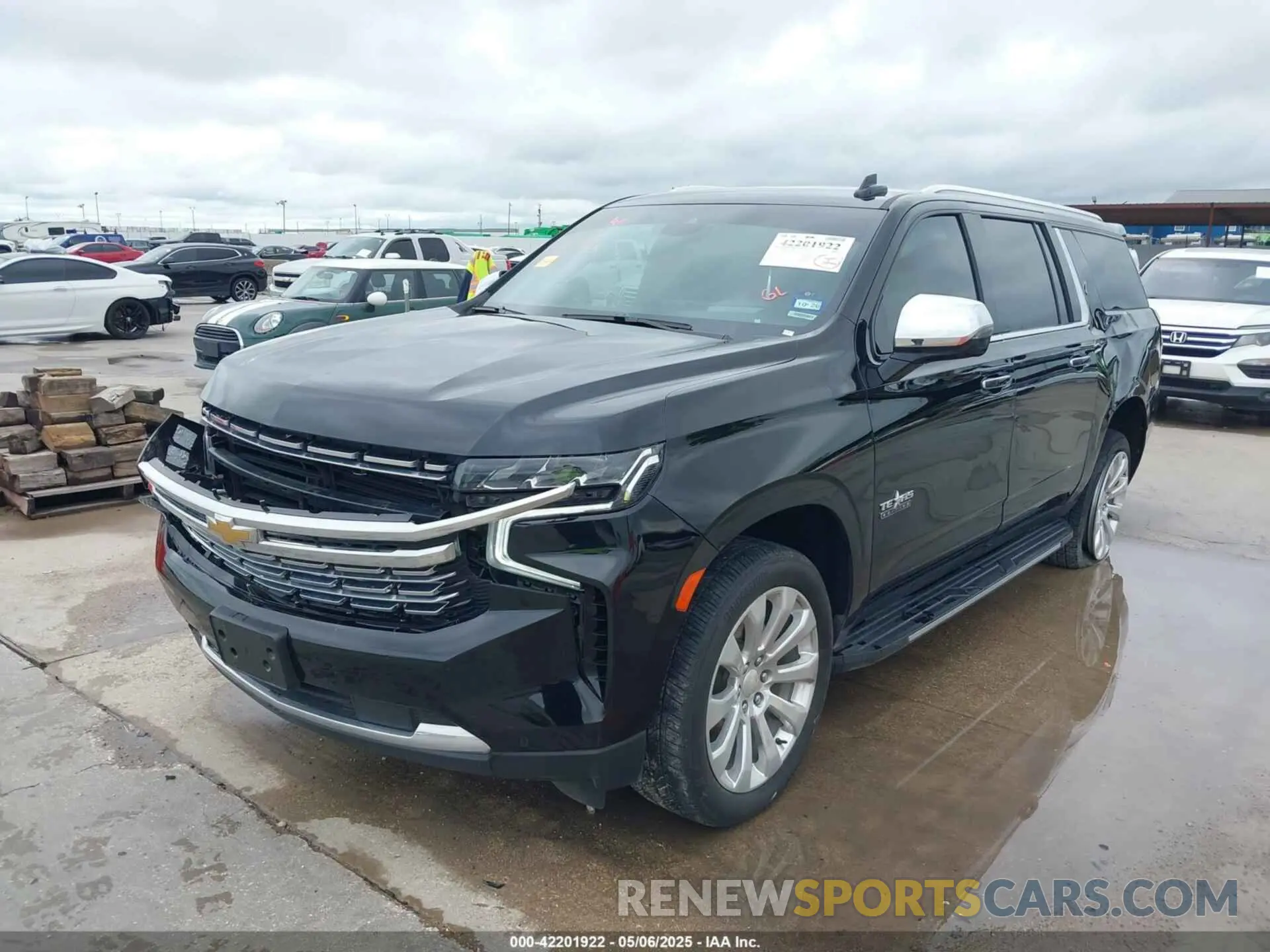 2 Фотография поврежденного автомобиля 1GNSCFKD9RR214598 CHEVROLET SUBURBAN 2024