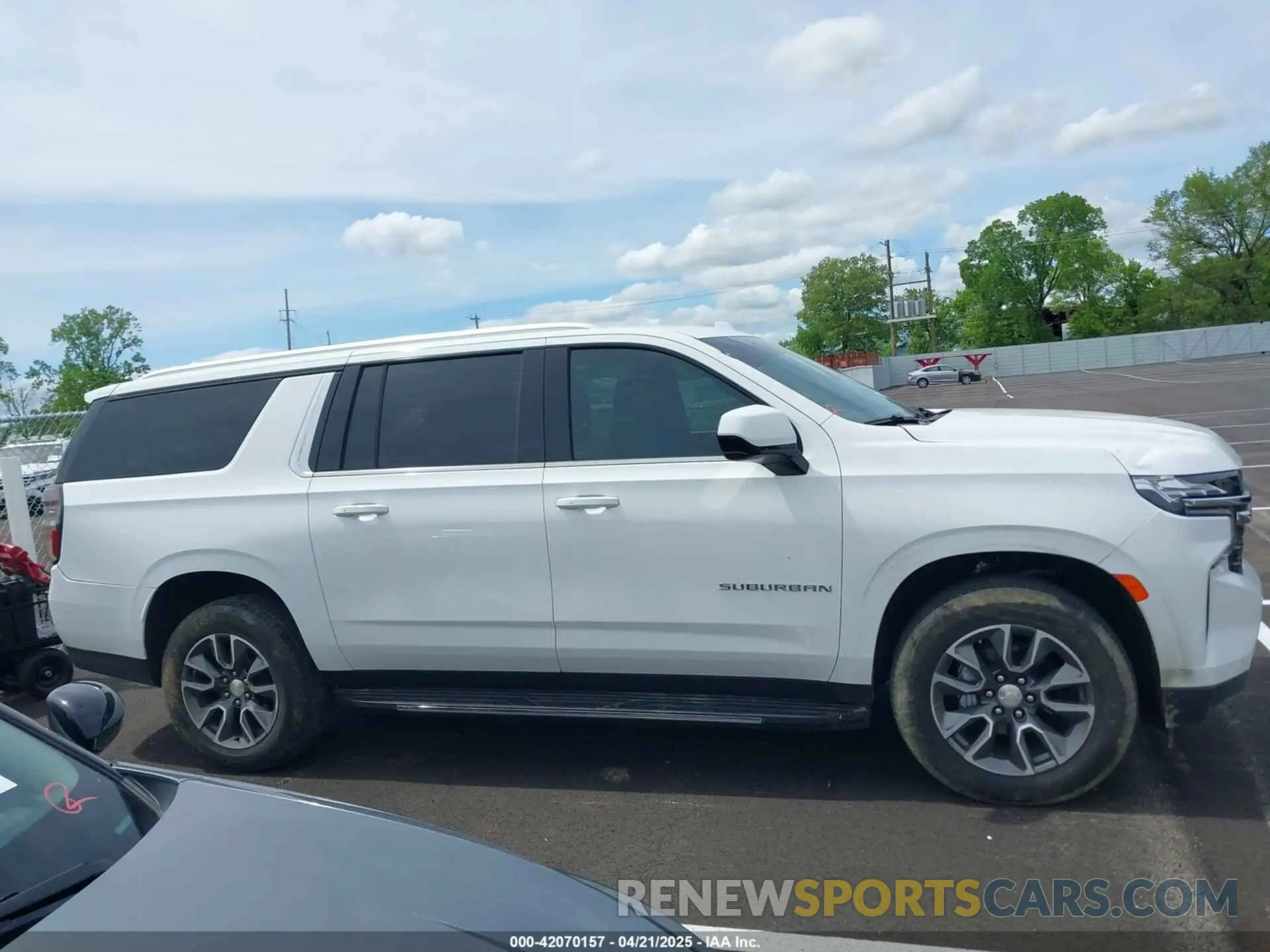 13 Photograph of a damaged car 1GNSKBKD7RR153232 CHEVROLET SUBURBAN 2024