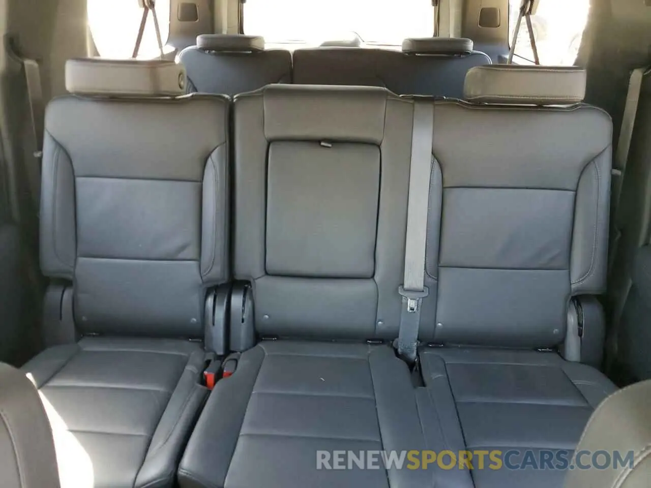 10 Фотография поврежденного автомобиля 1GNSKCKD4RR247686 CHEVROLET SUBURBAN 2024