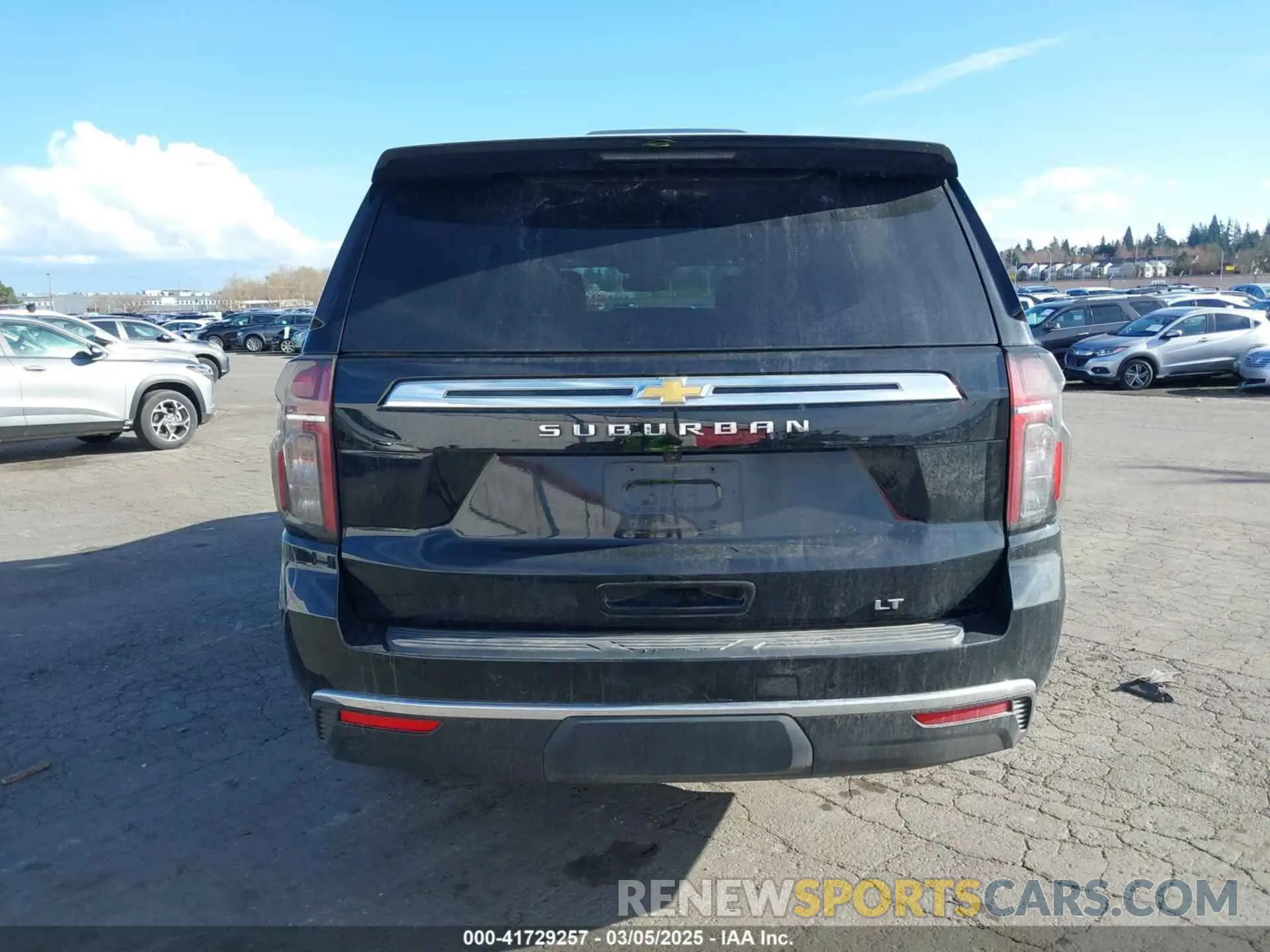 17 Фотография поврежденного автомобиля 1GNSKCKD8RR270713 CHEVROLET SUBURBAN 2024
